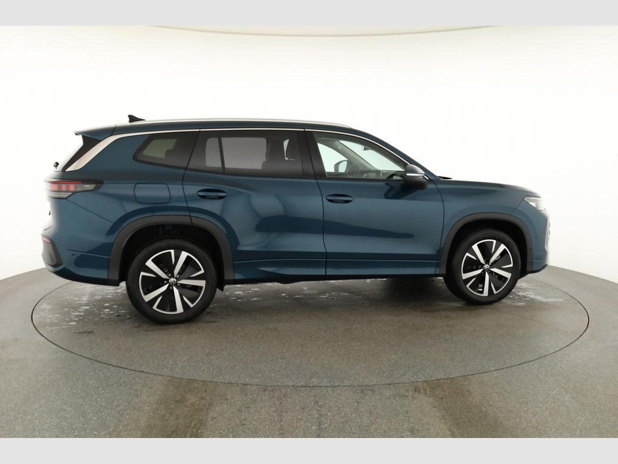 VW Tayron 1.5 TSI eHybrid 150 kW Life (2025) - Foto 24