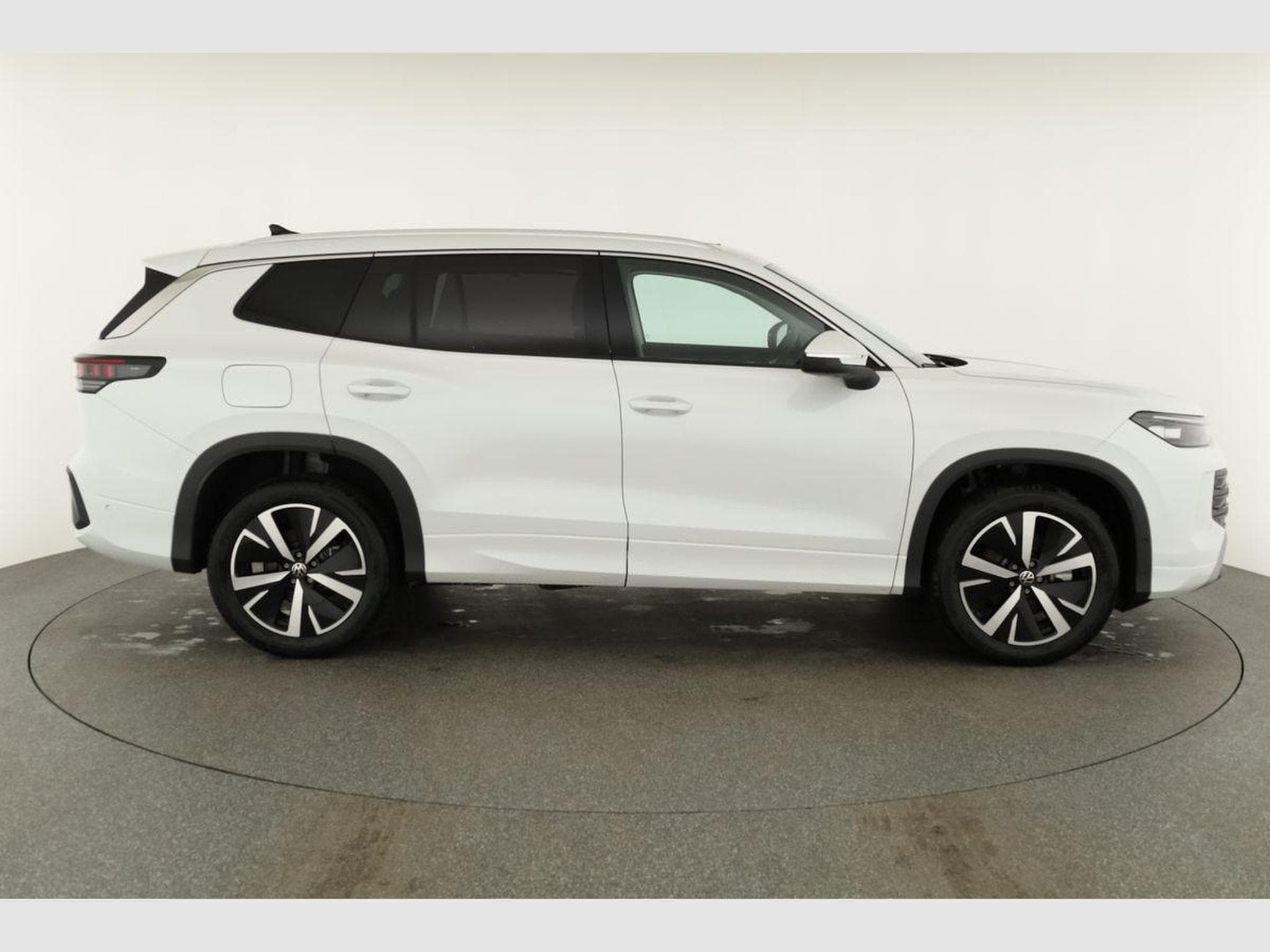 VW Tayron 1.5 TSI eHybrid 150 kW Life (2025) - Foto 24
