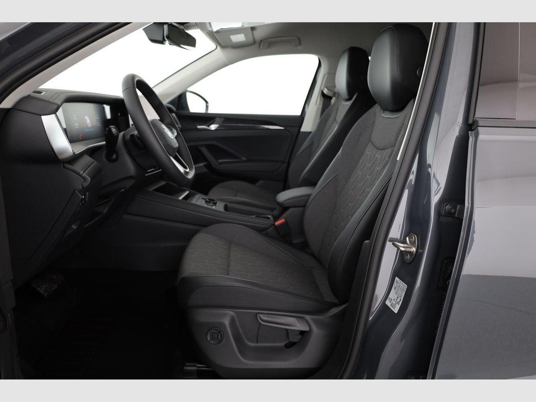 VW Tayron 1.5 TSI eHybrid 150 kW Life (2026) - Foto 9