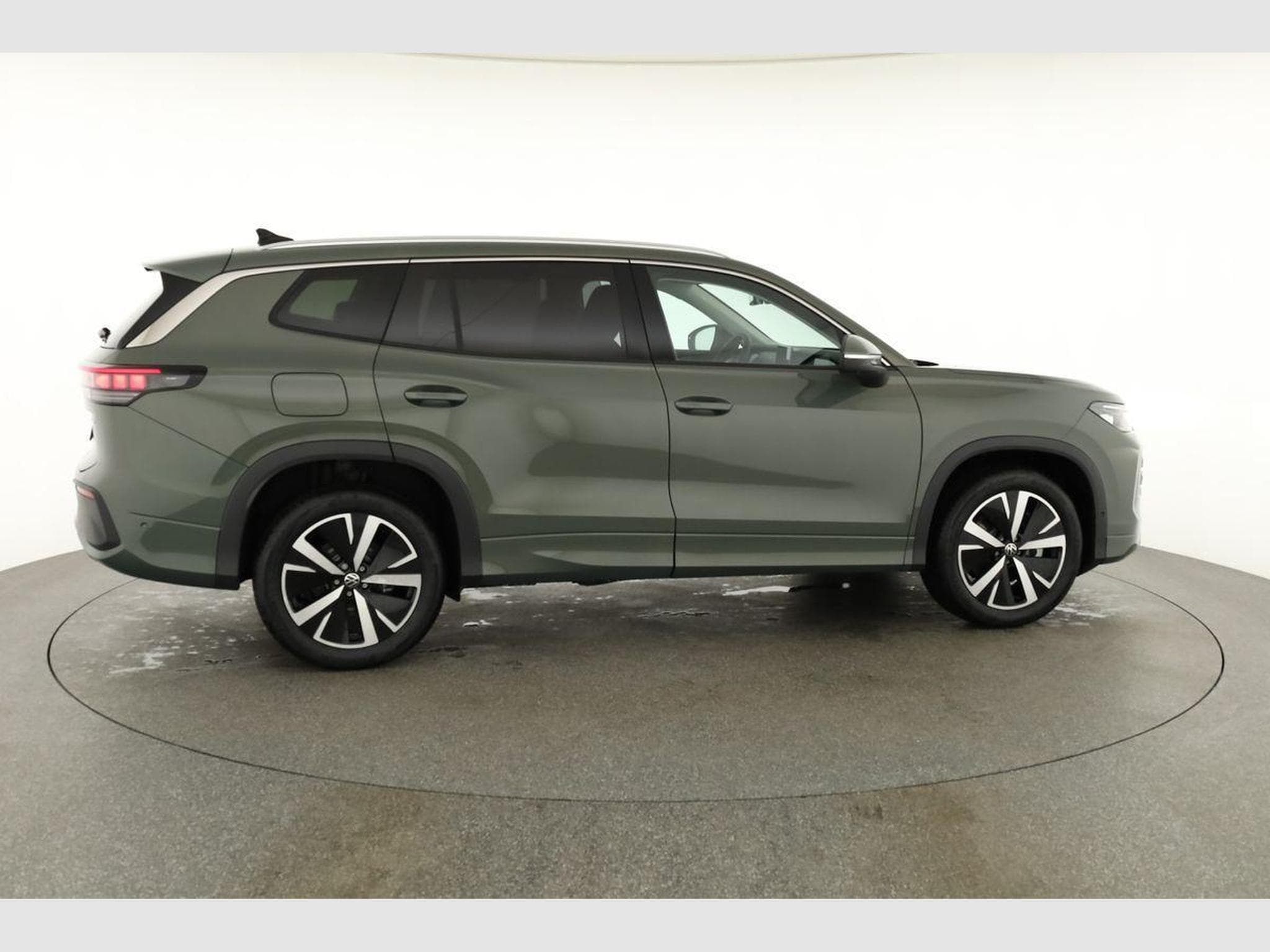 VW Tayron 1.5 TSI eHybrid 150 kW Life (2025) - Foto 23