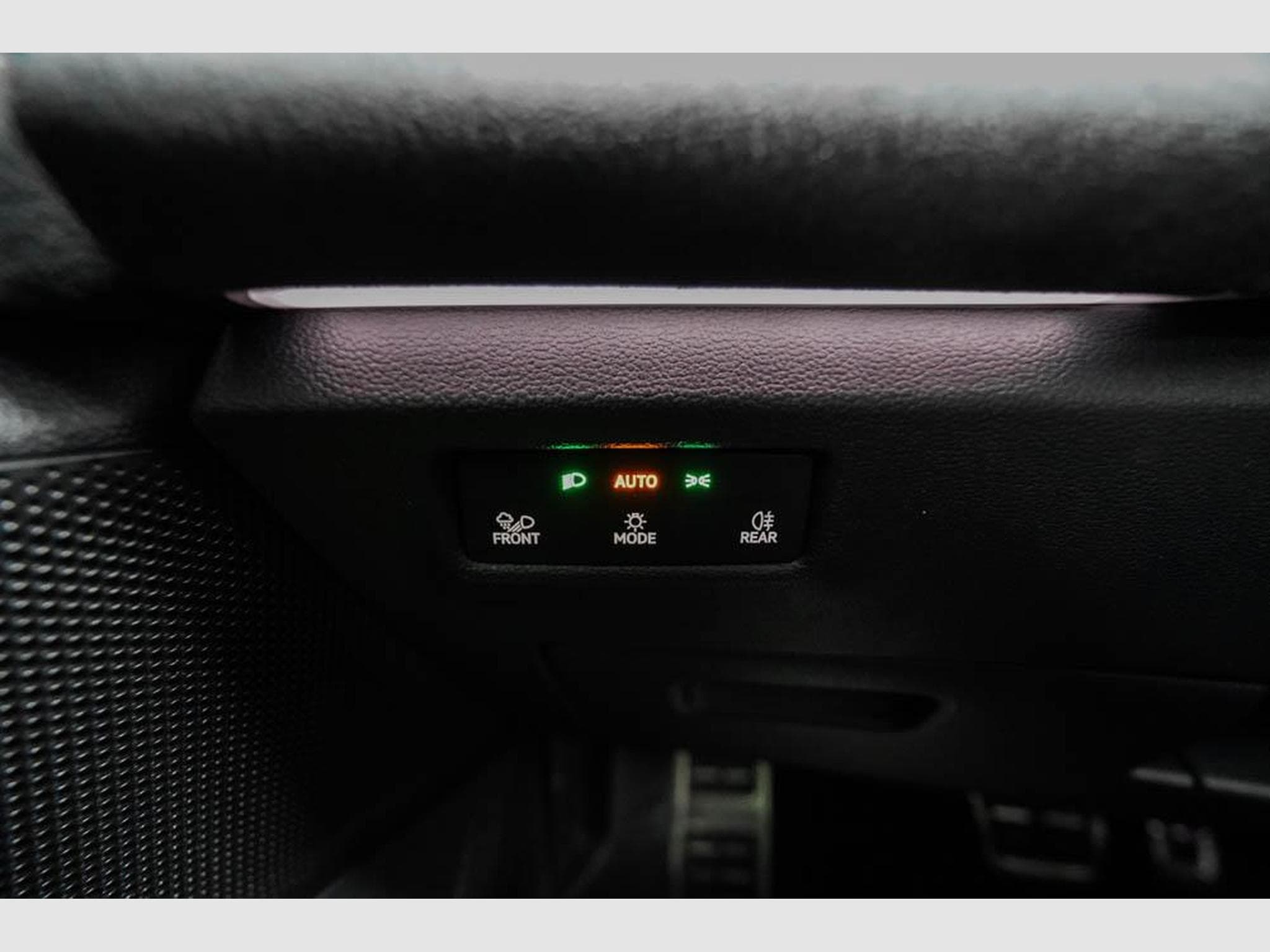 VW Tayron 2,0 TDI DSG (2026) - Photo 12