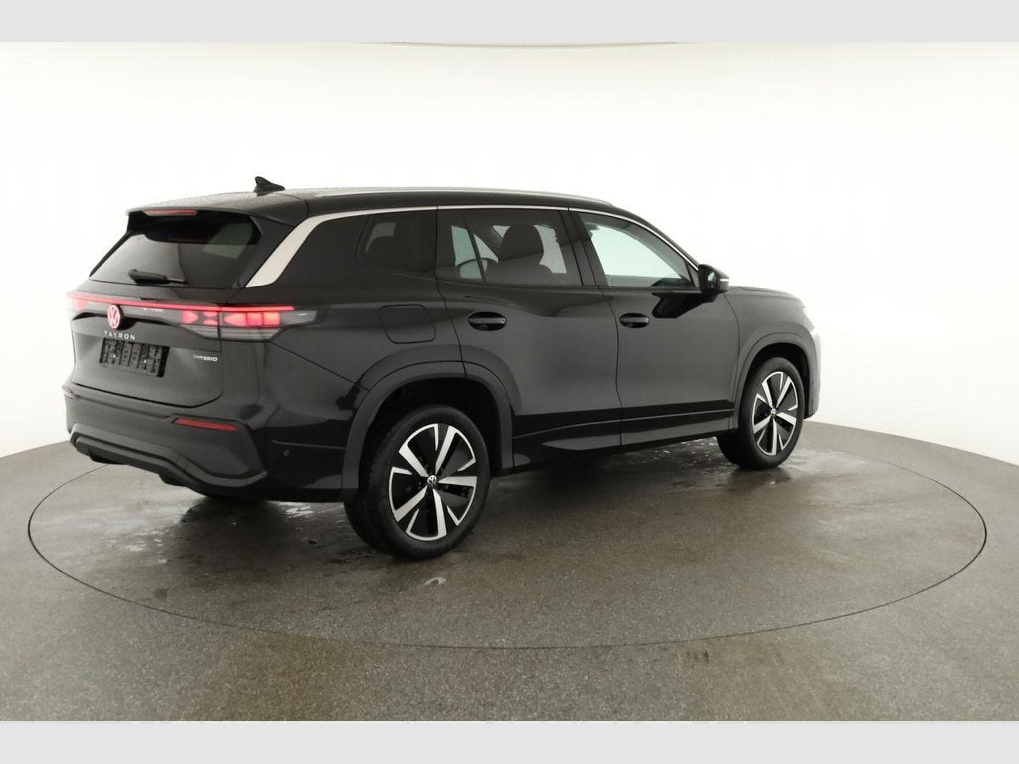 VW Tayron 1.5 TSI eHybrid 150 kW Life (2025) - Photo 20