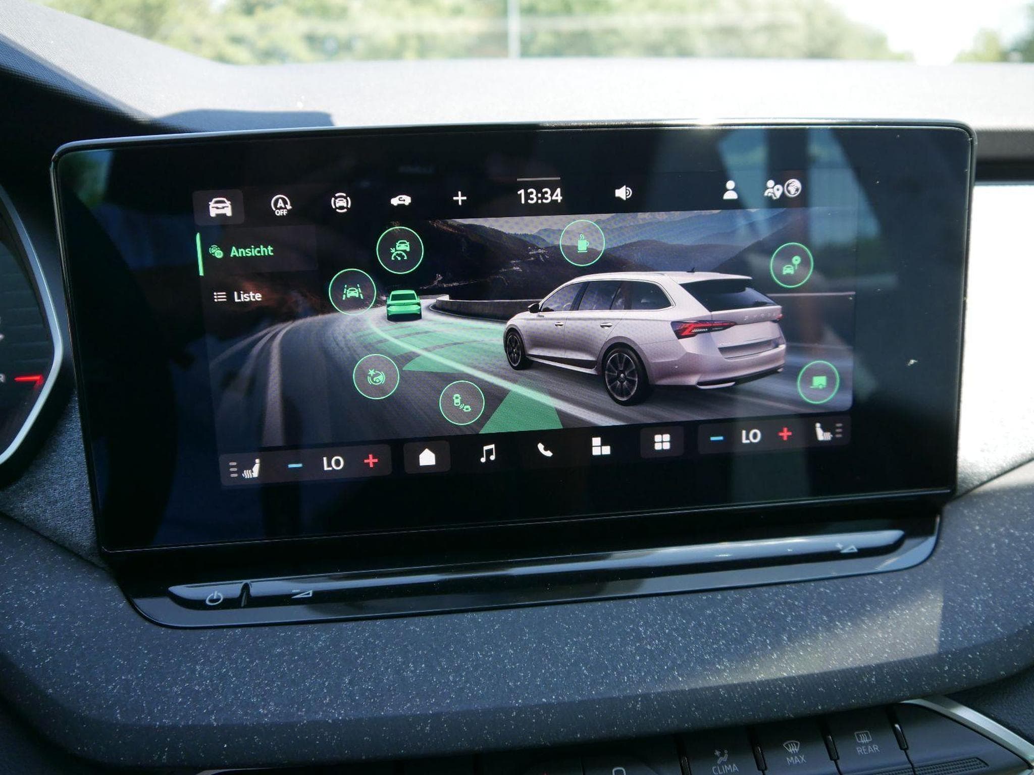 Skoda Octavia Selection (2026) - Photo 14