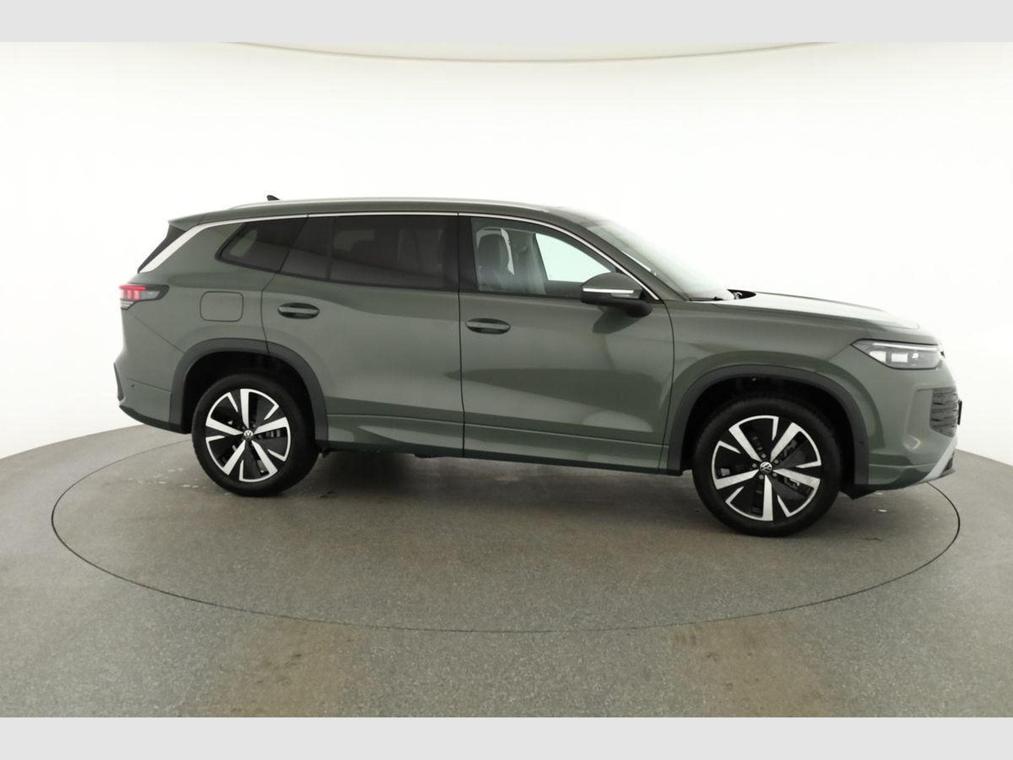 VW Tayron 1.5 TSI eHybrid 150 kW Life (2026) - Foto 24