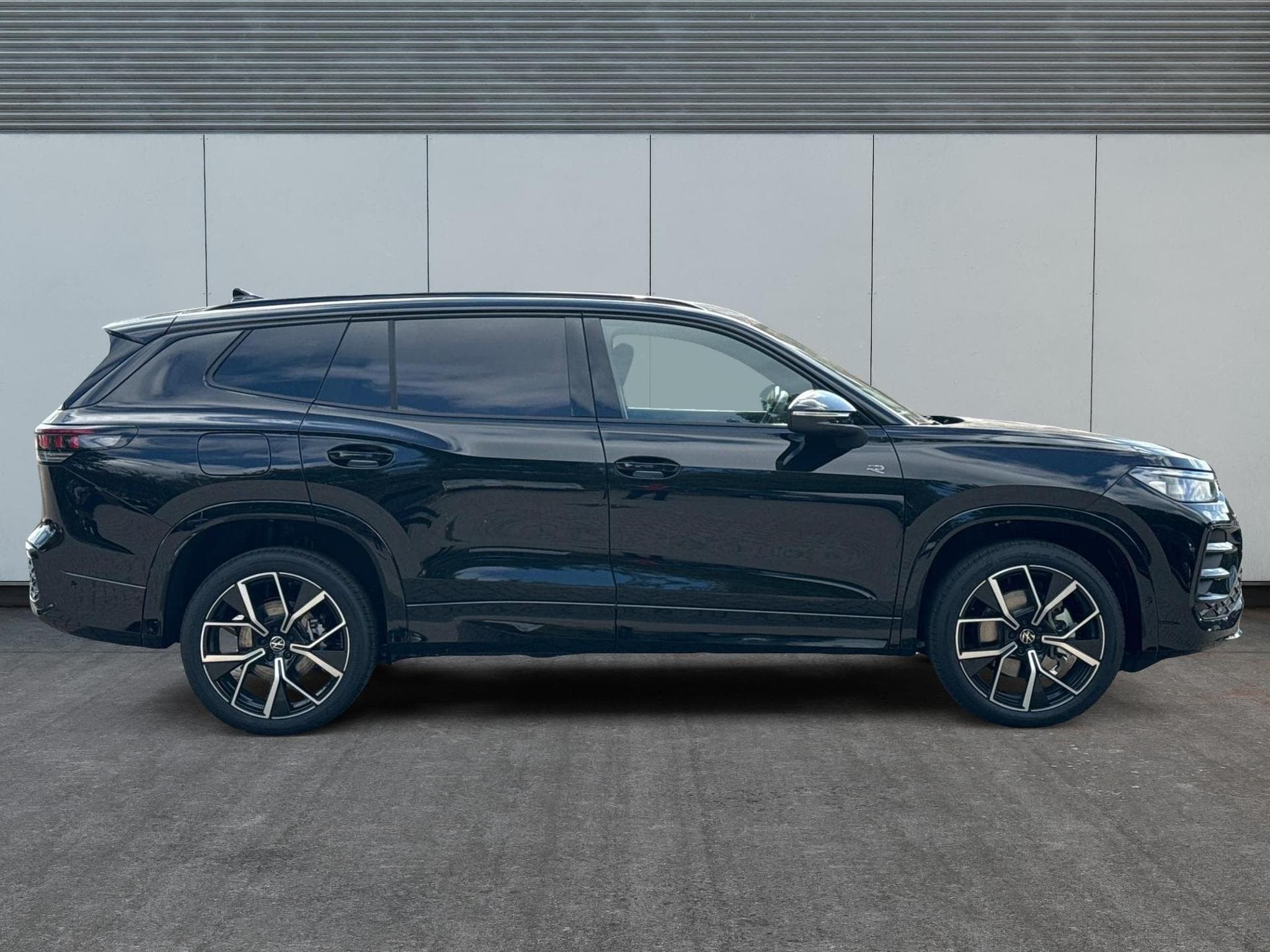 VW Tayron R-Line Edition Plus (2026) - Photo 5