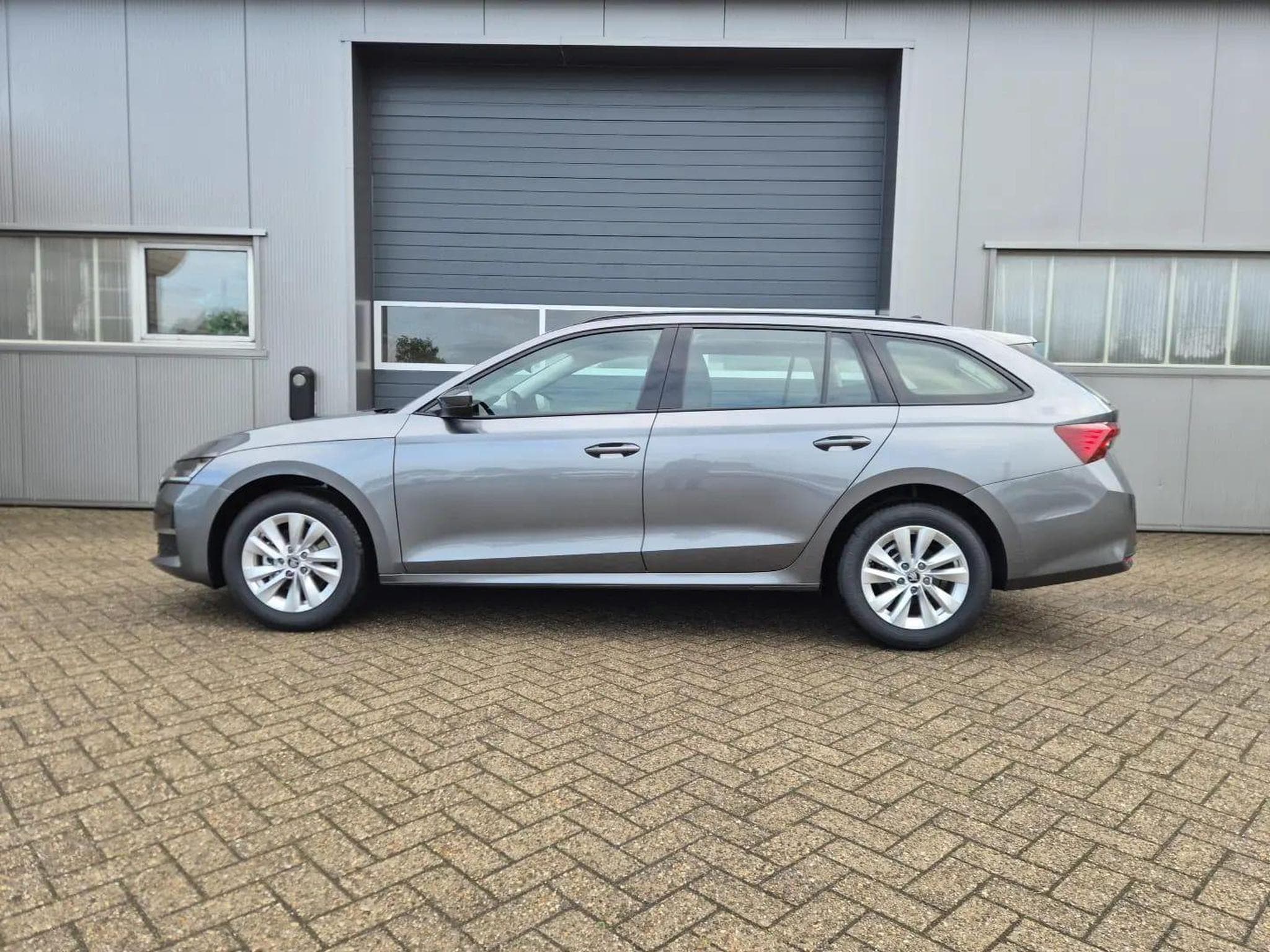 Skoda Octavia 1.5 TSI 150PS (2026) - Photo 2