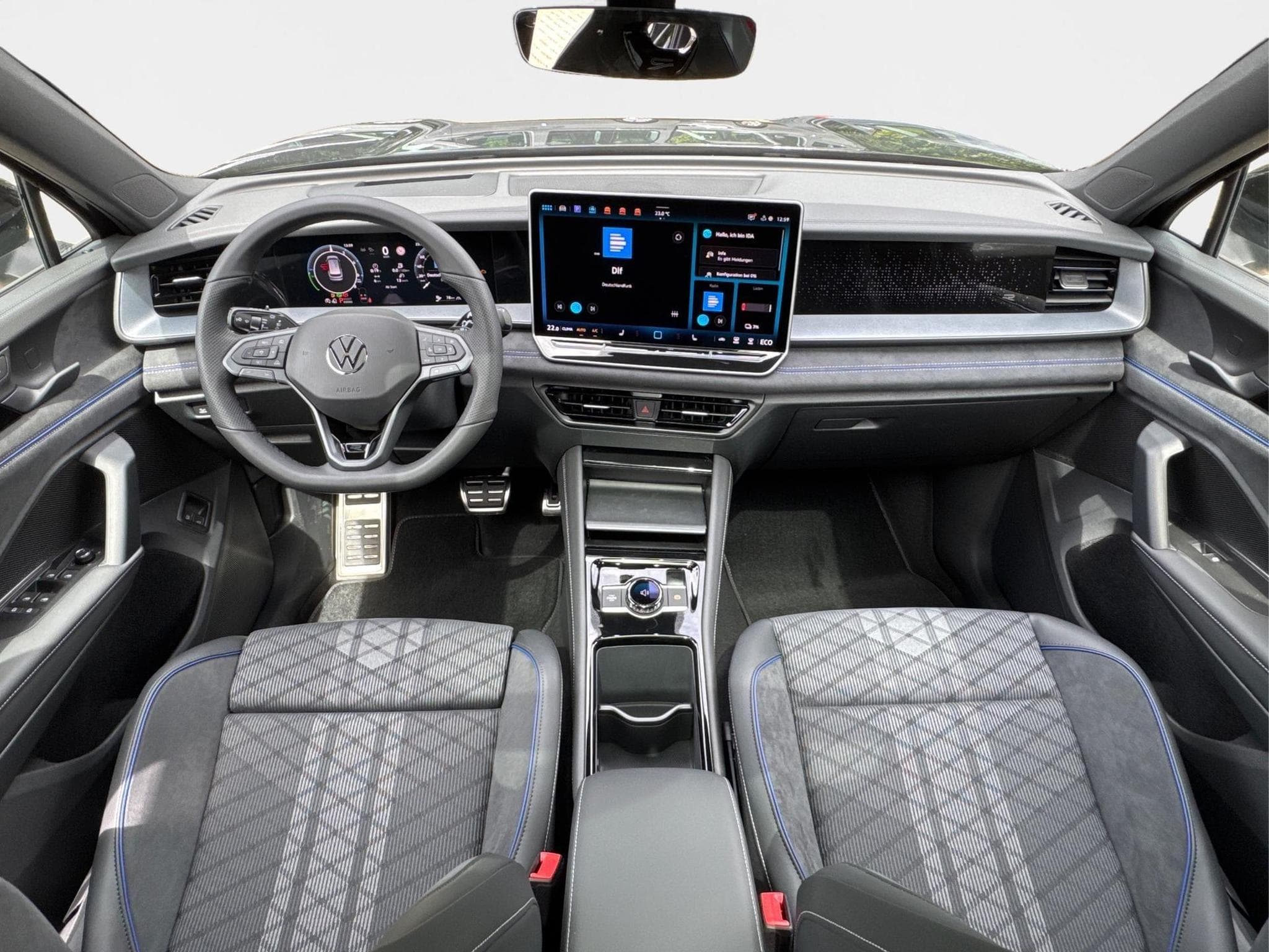 VW Tayron R-Line (2026) - Photo 6