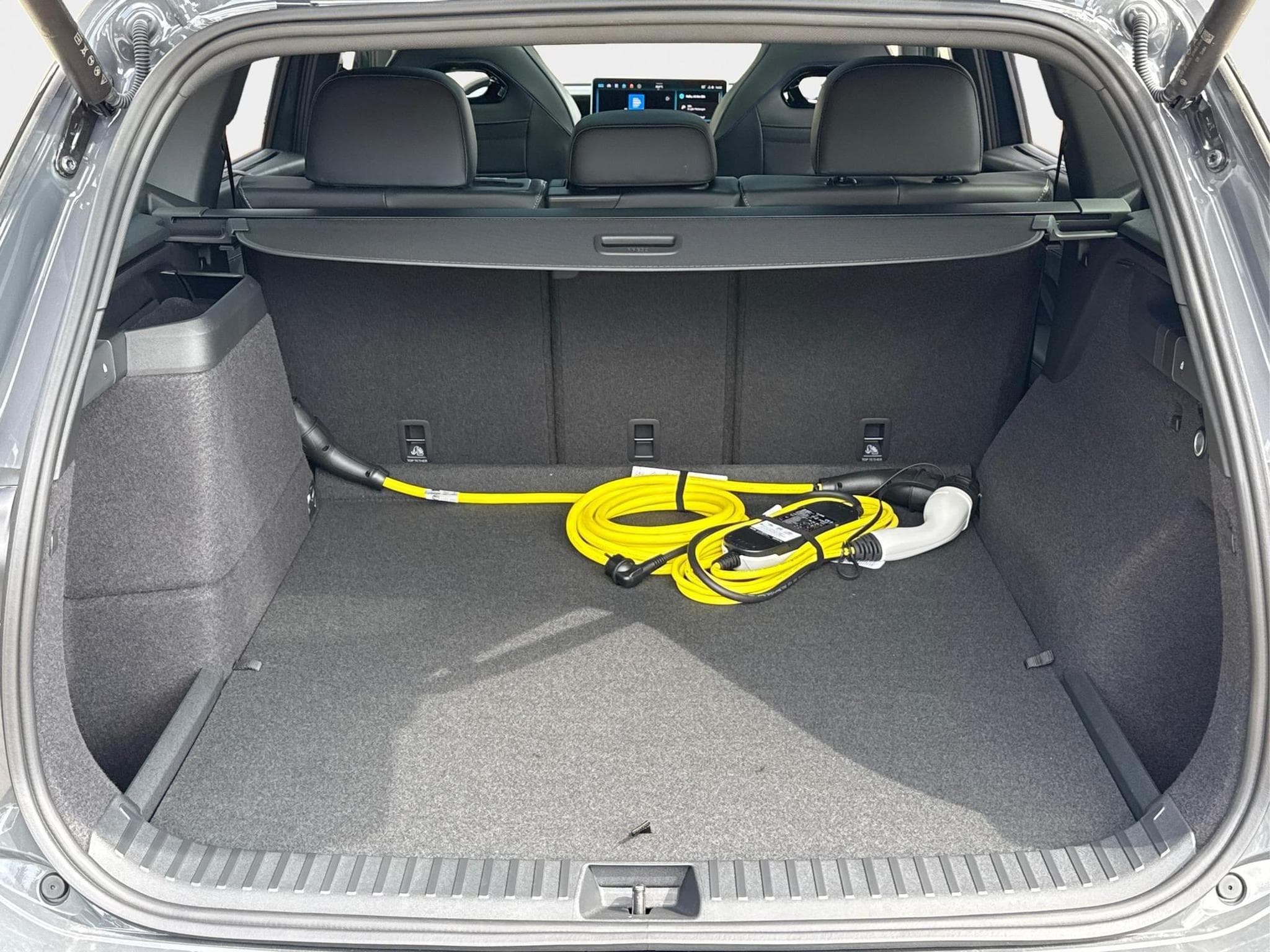VW Tayron R-Line (2026) - Photo 11