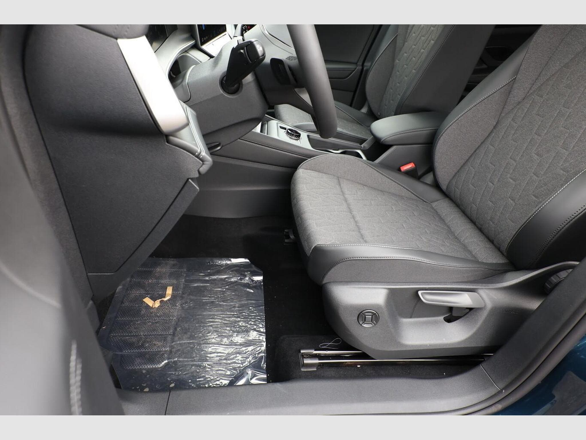 VW Tayron LIFE (2026) - Photo 13
