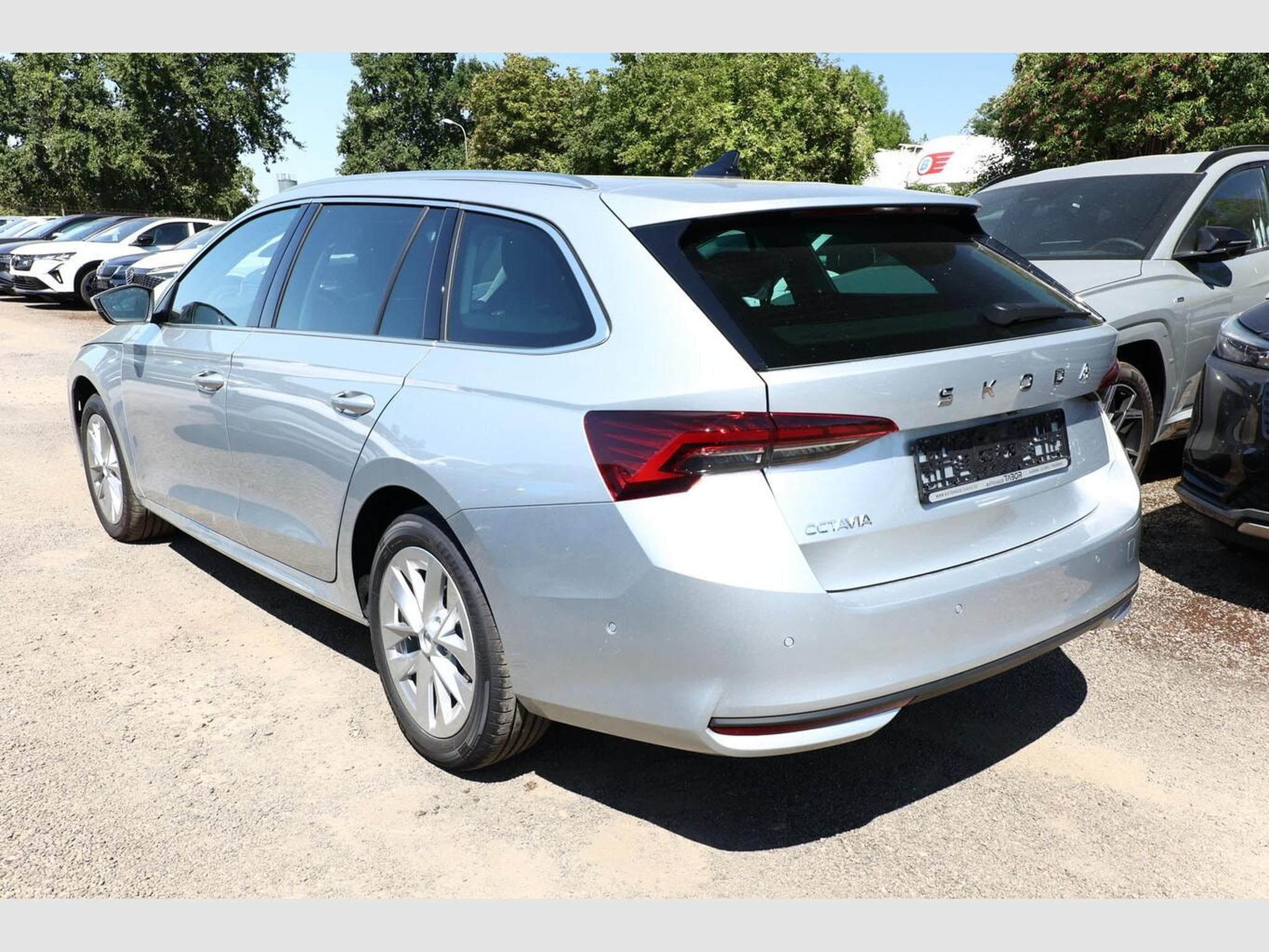 Skoda Octavia Selection (2025) - Photo 4
