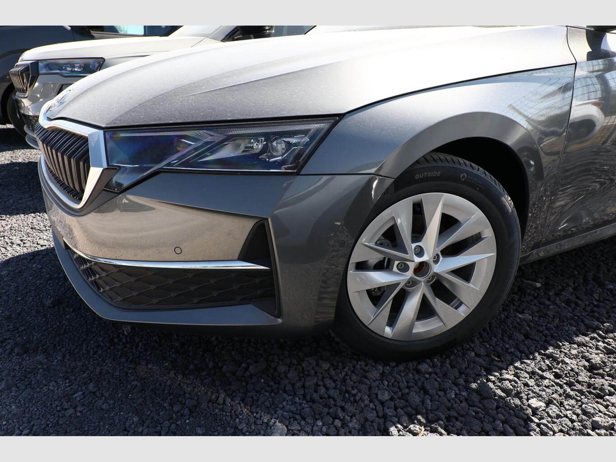 Skoda Octavia Selection (2025) - Photo 5
