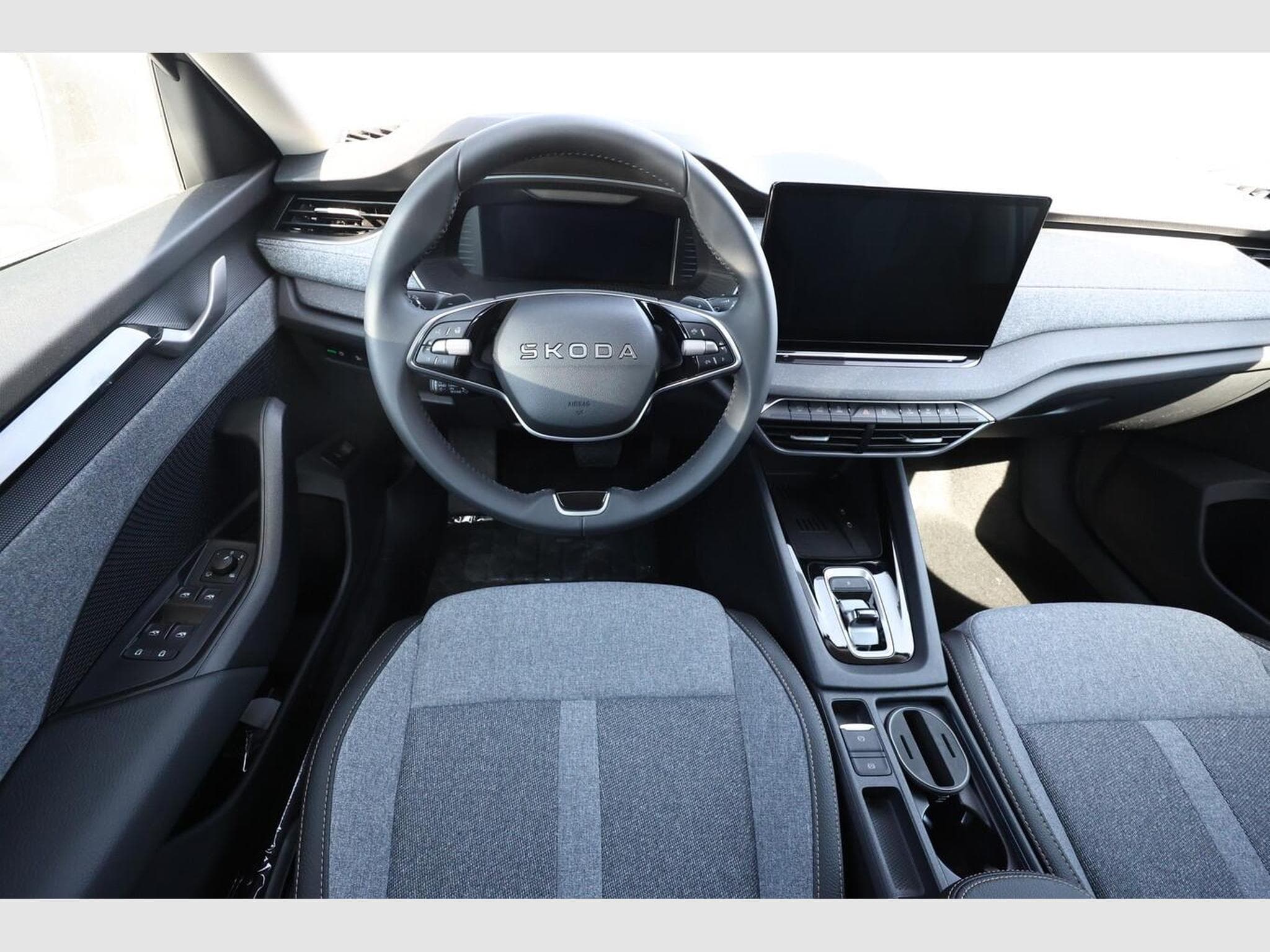 Skoda Octavia Selection (2025) - Photo 6