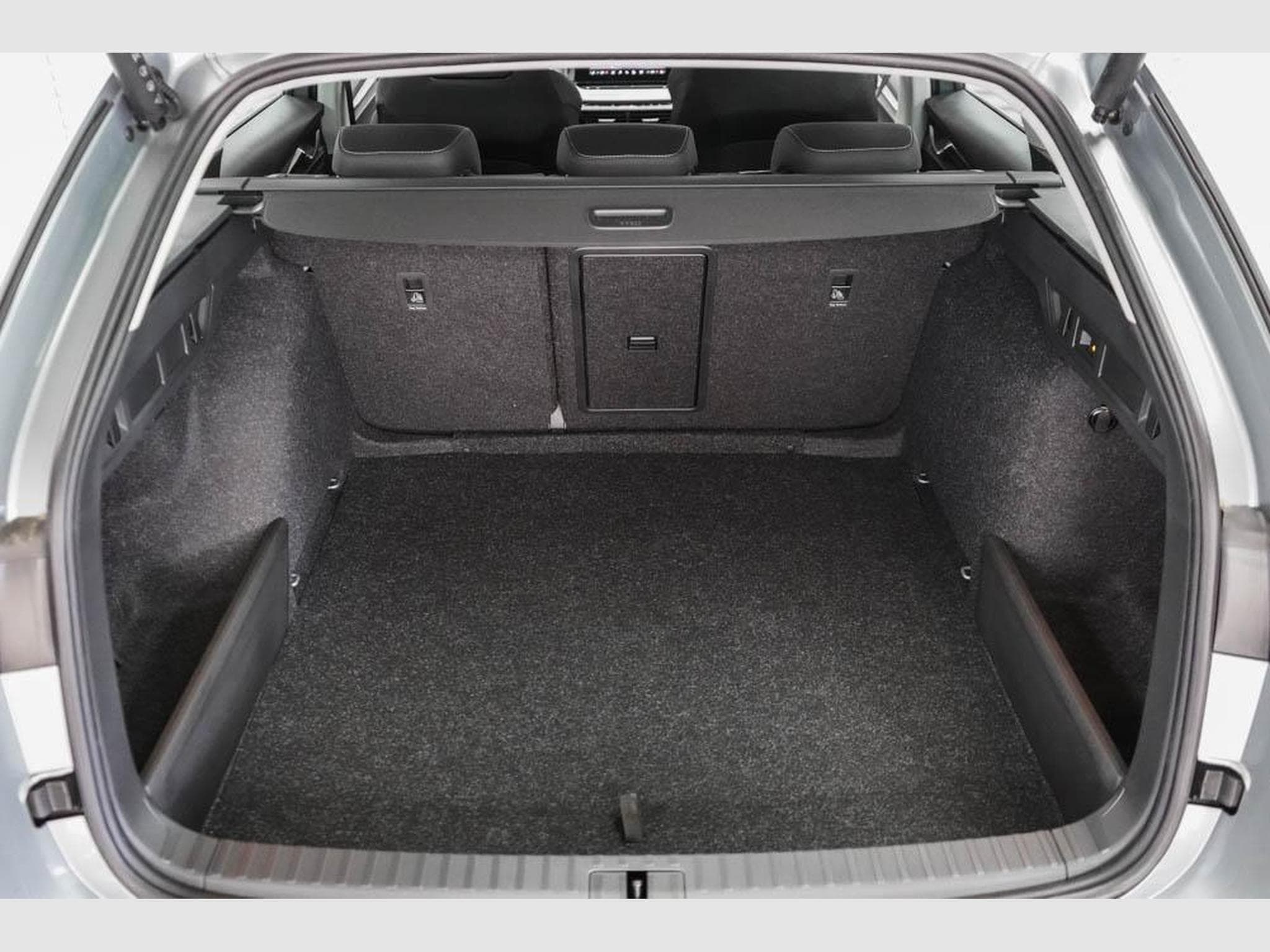 Skoda Octavia Kombi 1,5 TSI (2026) - Photo 18
