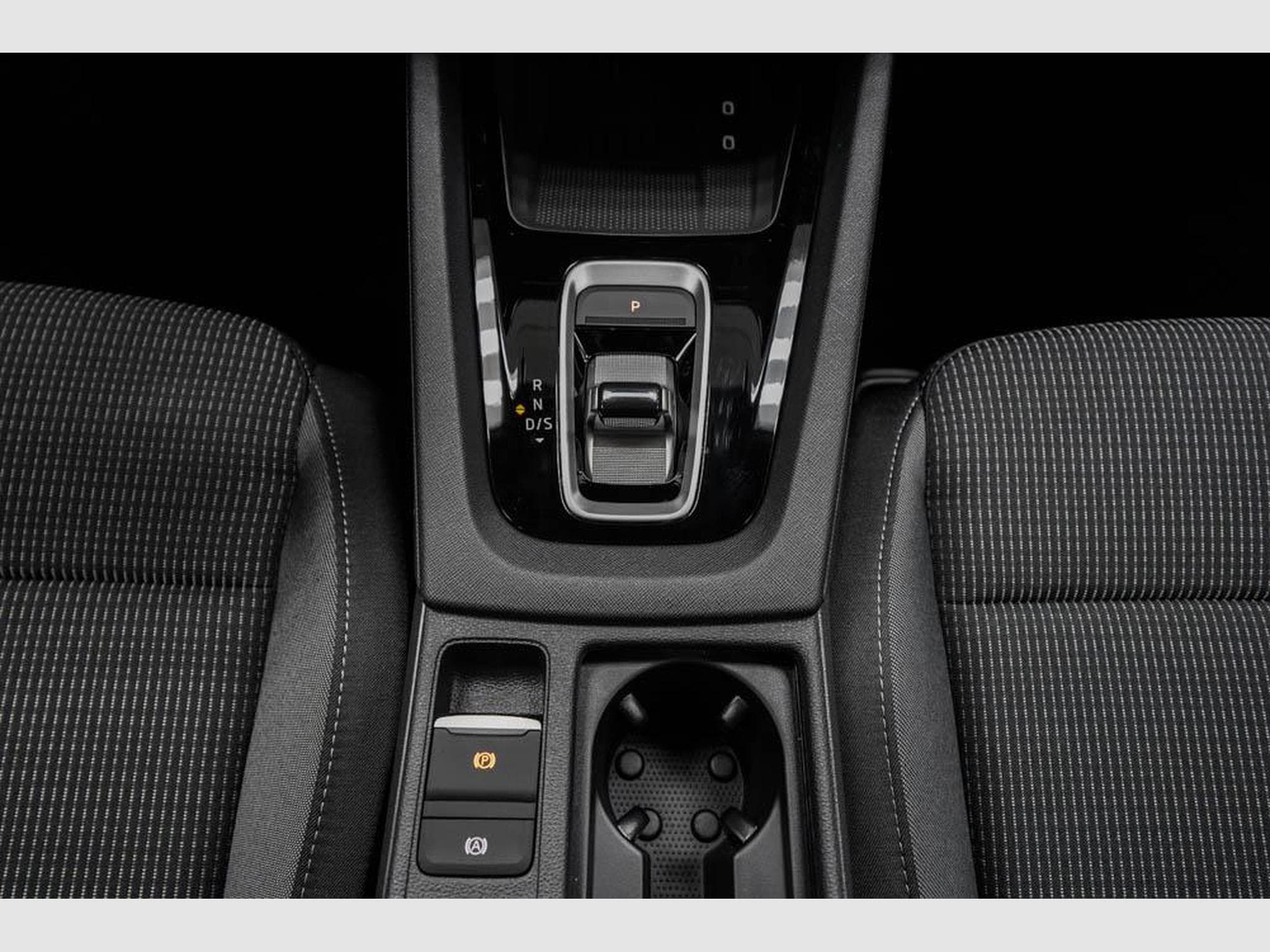 Skoda Octavia Kombi 1,5 TSI (2026) - Foto 12