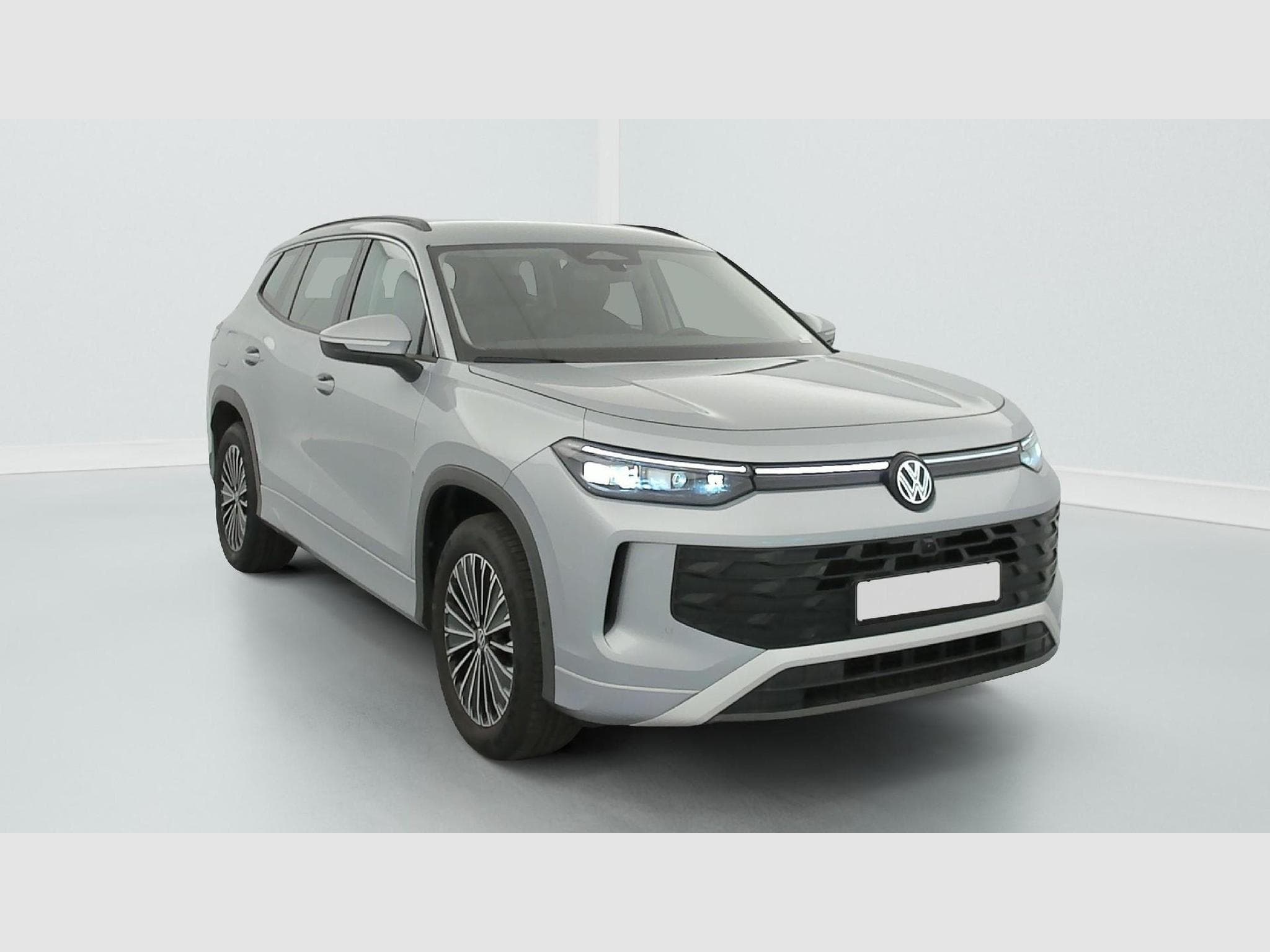 VW Tayron Life Plus 7pl (2025) - Photo 1