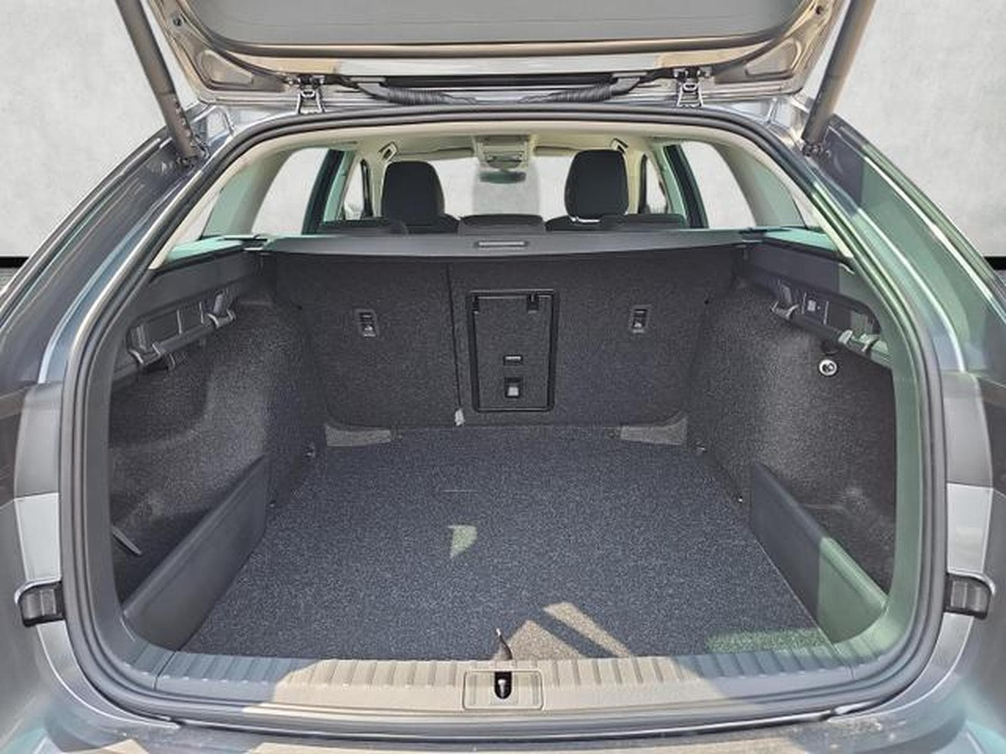 Skoda Octavia 2.0 TDI 110 kW Selection (2026) - Foto 14