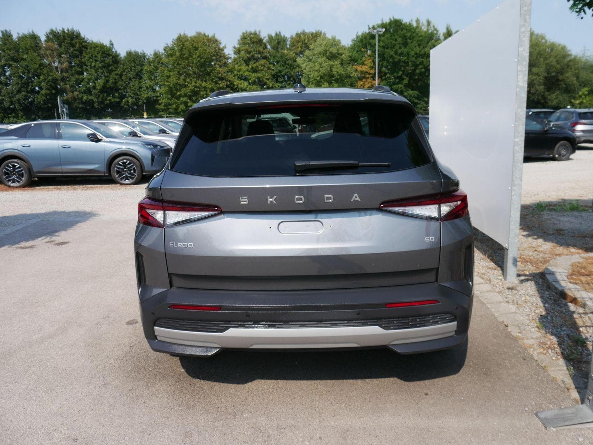 Skoda Elroq 60*ACC*PDC*LED*SHZ*KAMERA*TEMPOMAT*KLIMA*SMARTLINK*EL-HECKKL (2026) - Foto 2