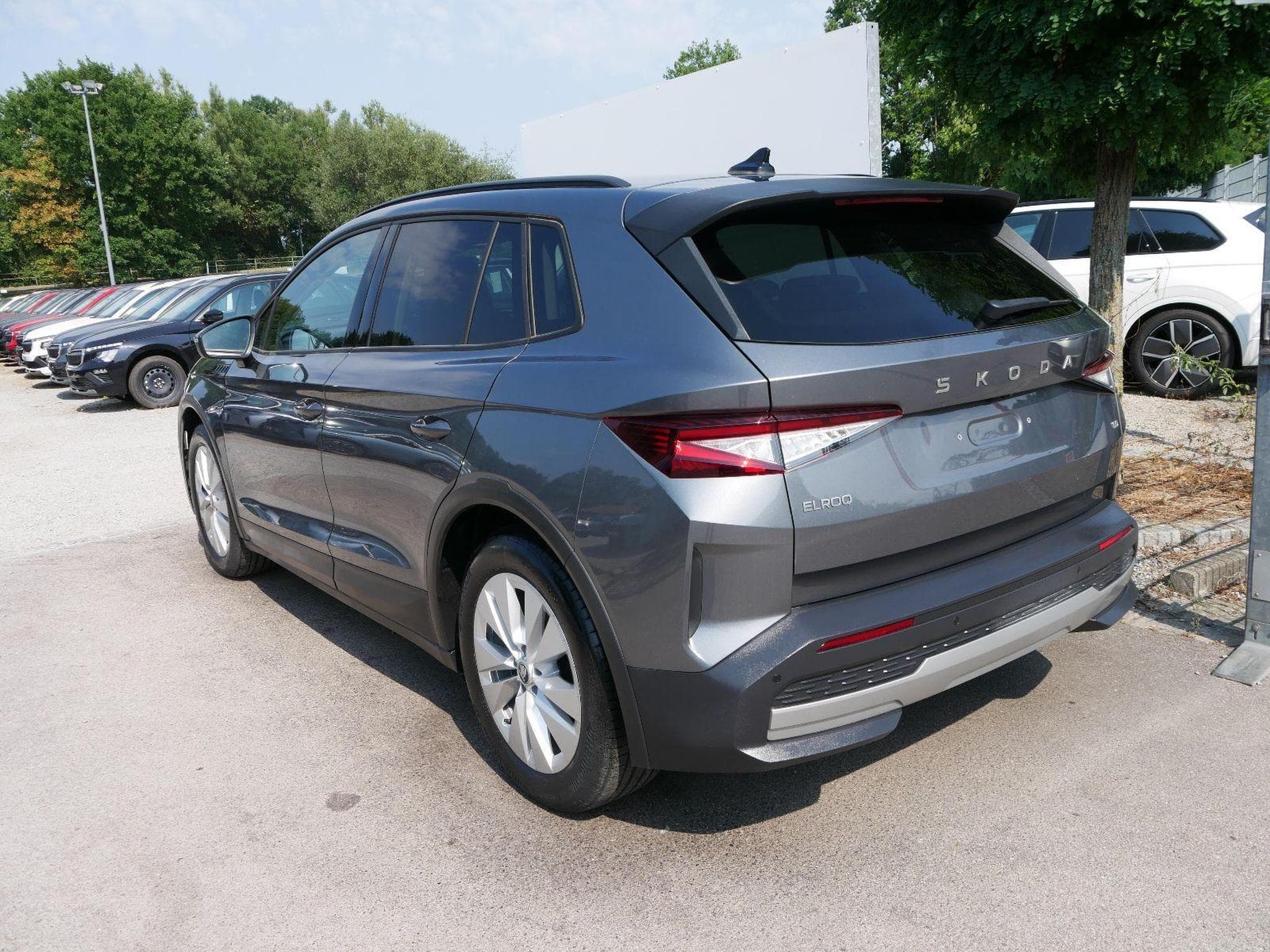 Skoda Elroq 60*ACC*PDC*LED*SHZ*KAMERA*TEMPOMAT*KLIMA*SMARTLINK*EL-HECKKL (2026) - Foto 6