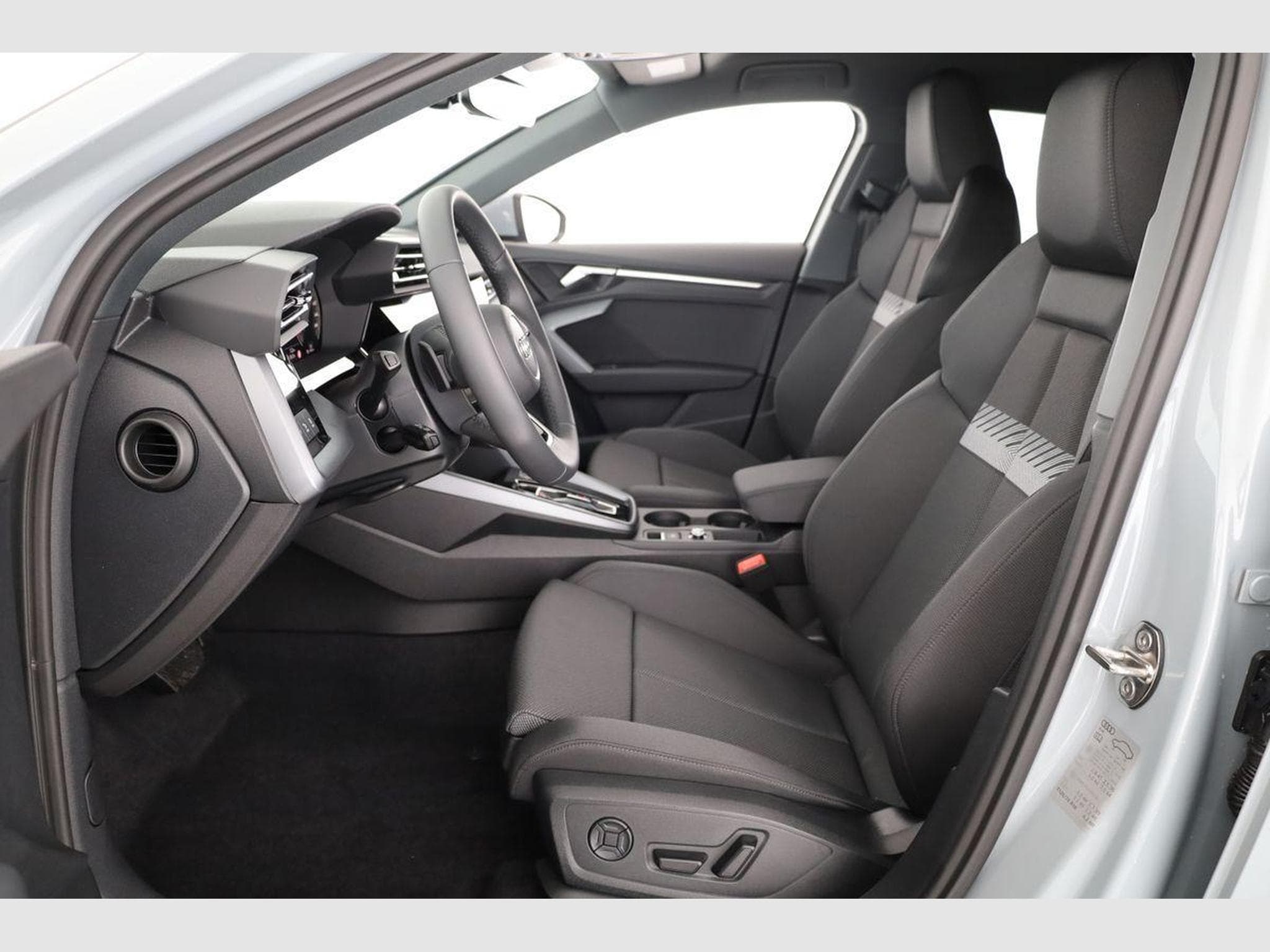 Audi A3 TFSI quattro 150 kW (2026) - Foto 10