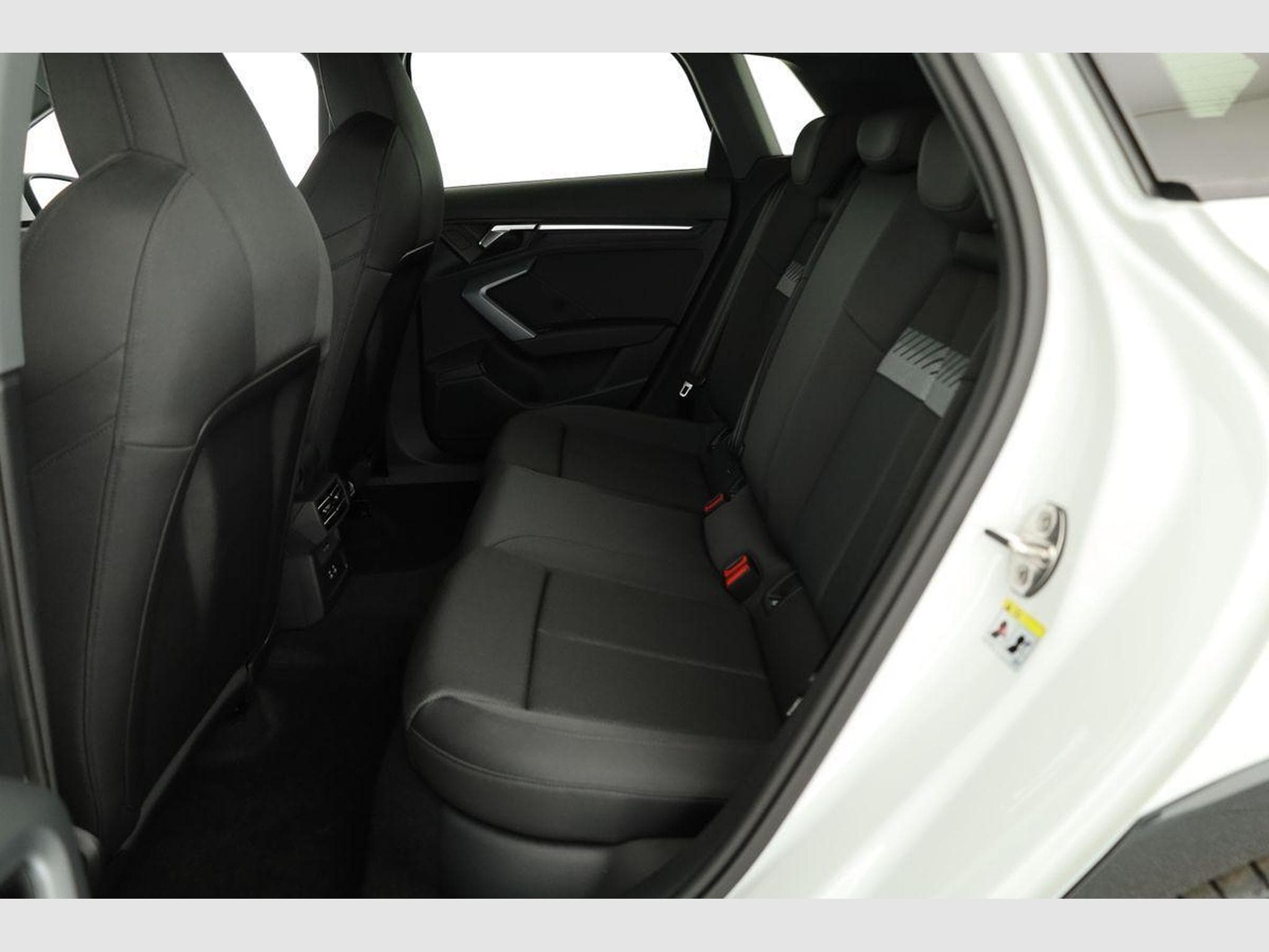 Audi A3 TFSI quattro 150 kW (2026) - Foto 11