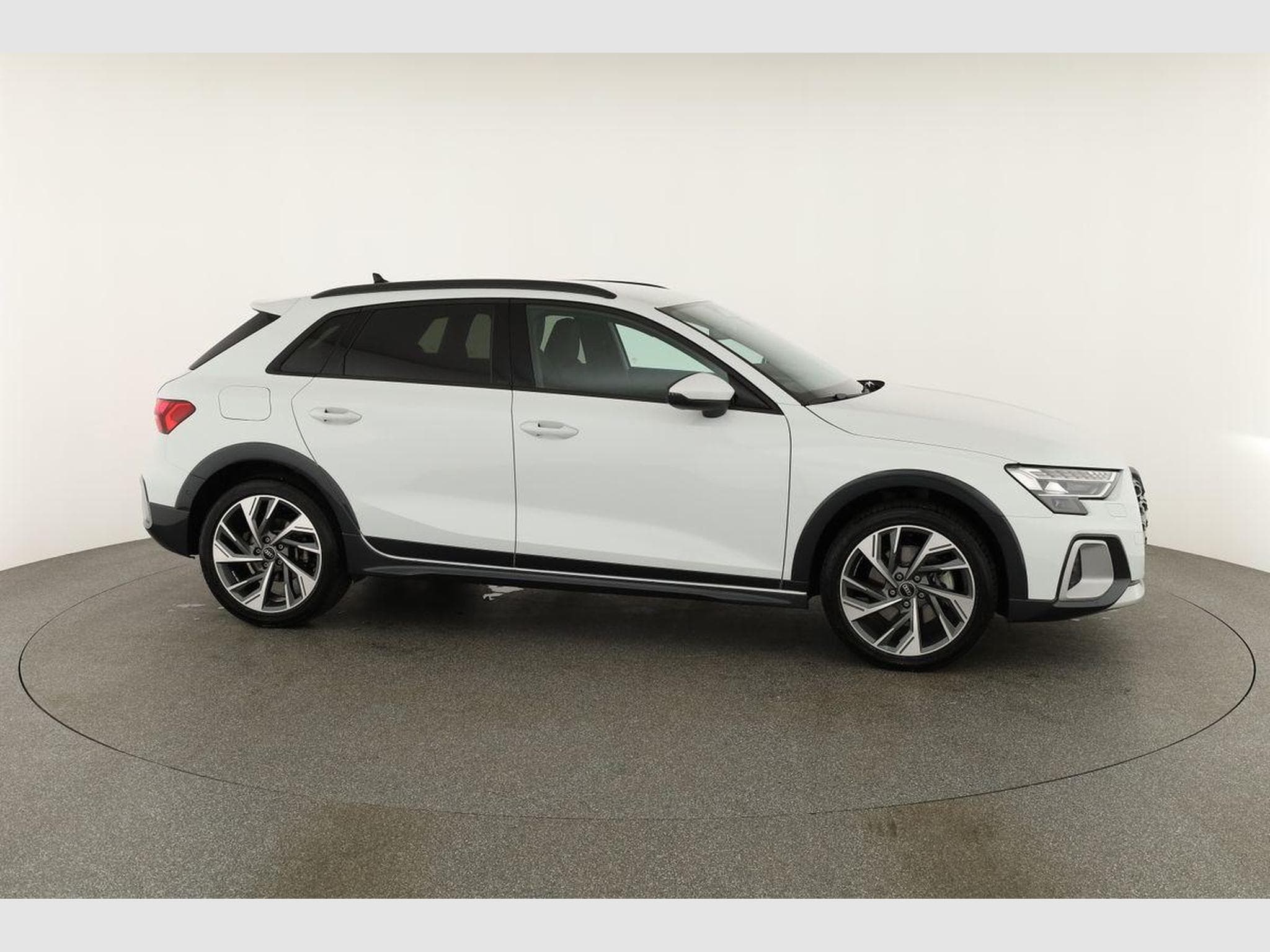 Audi A3 TFSI quattro 150 kW (2026) - Foto 22