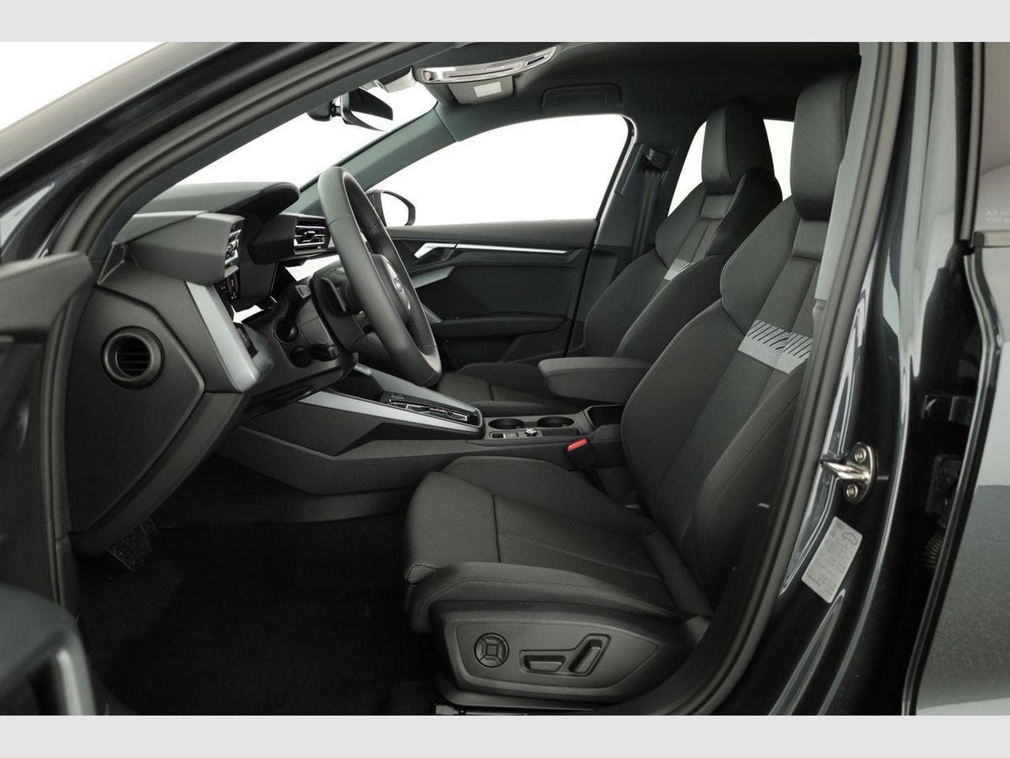 Audi A3 TFSI quattro 150 kW (2026) - Foto 10