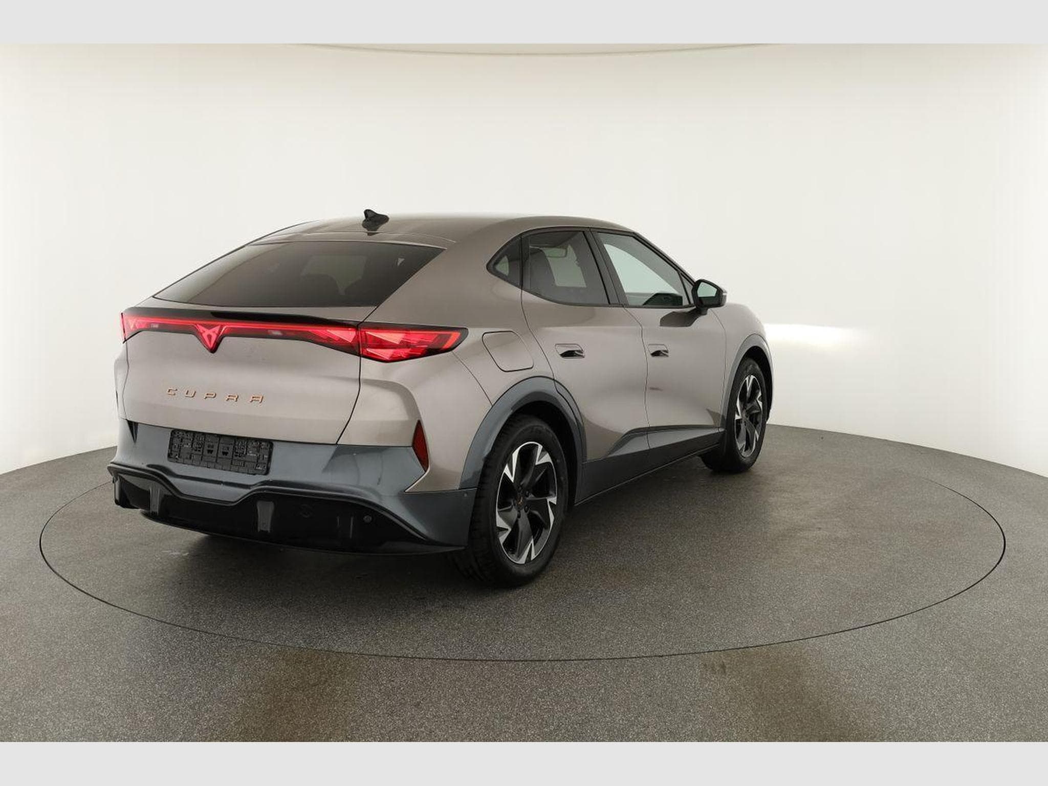 Cupra Tavascan 210 kW Endurance (2026) - Foto 16