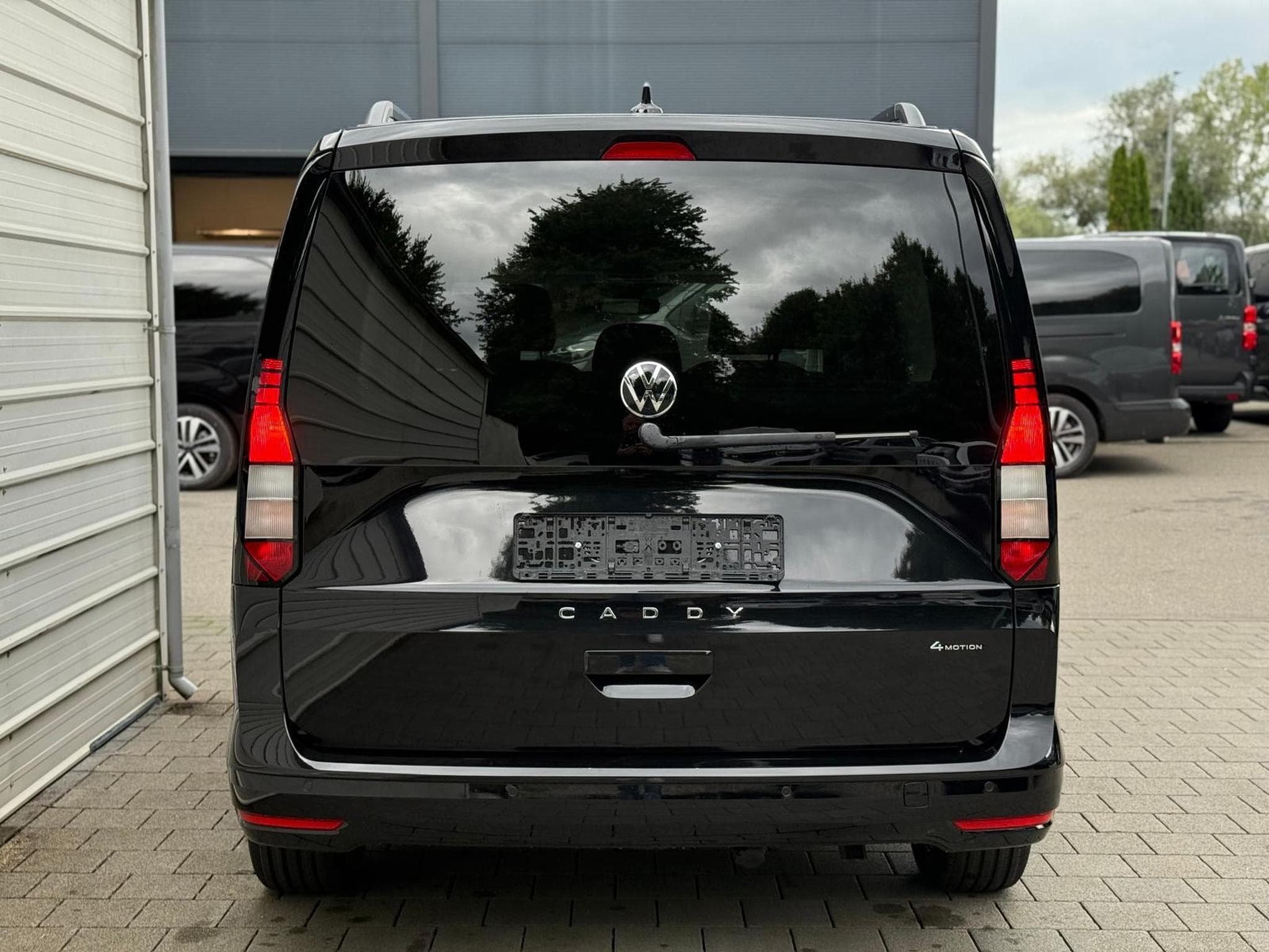 VW Caddy 2.0 TDI 4Motion (2025) - Foto 15