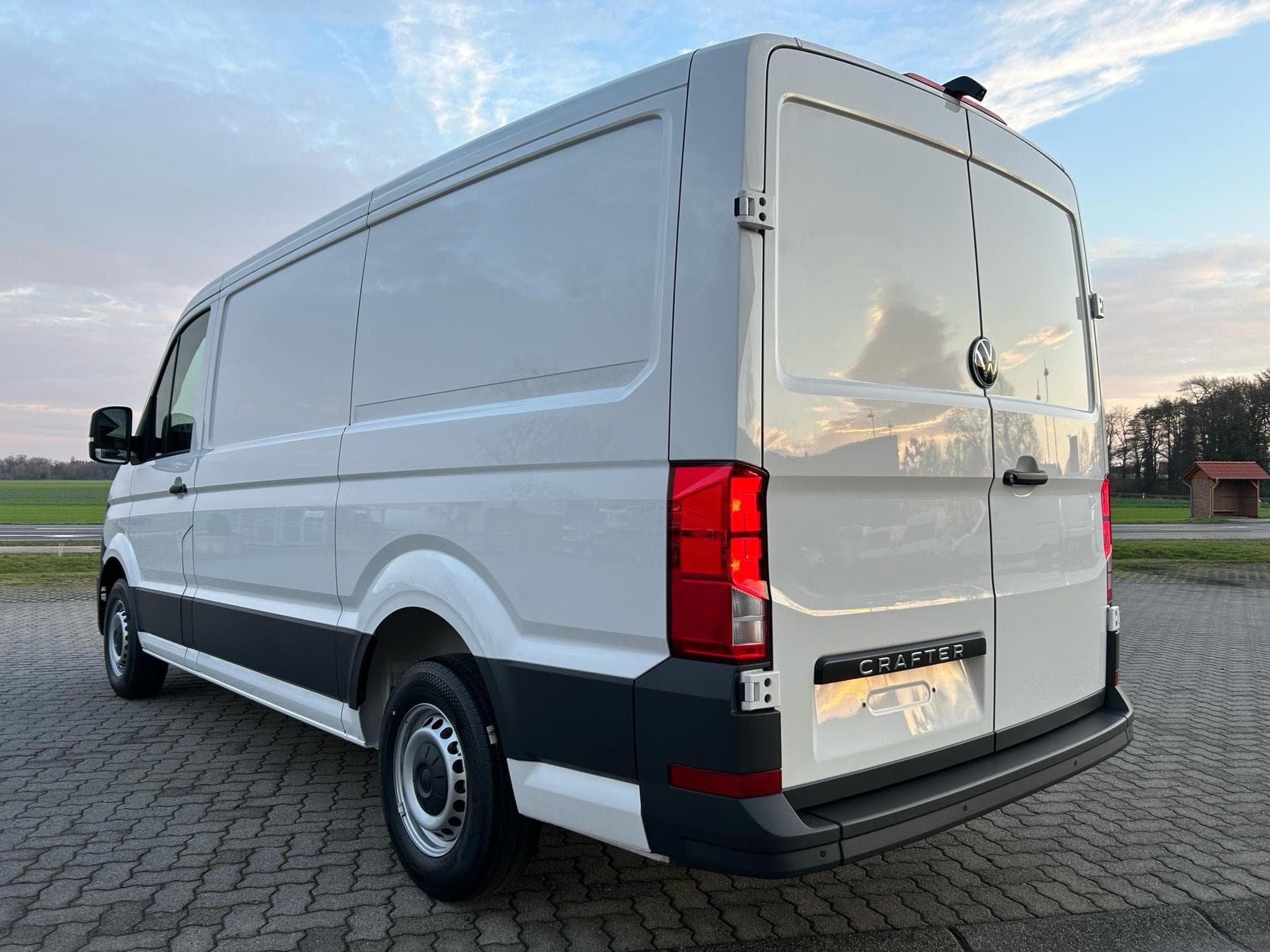 VW Crafter 30 2.0 TDI (2026) - Photo 16