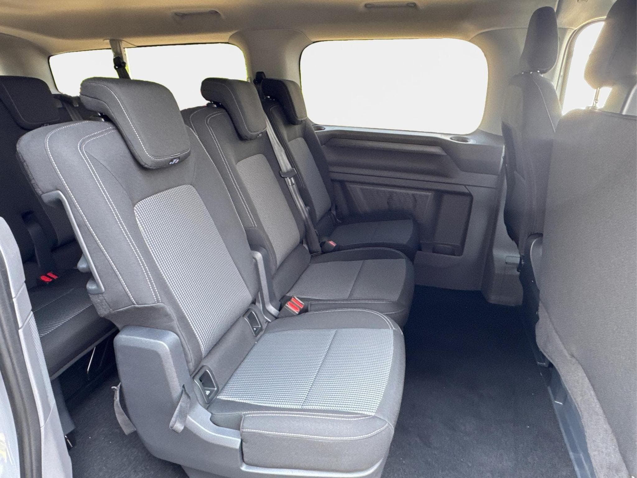 VW T7 Basis (2026) - Foto 15