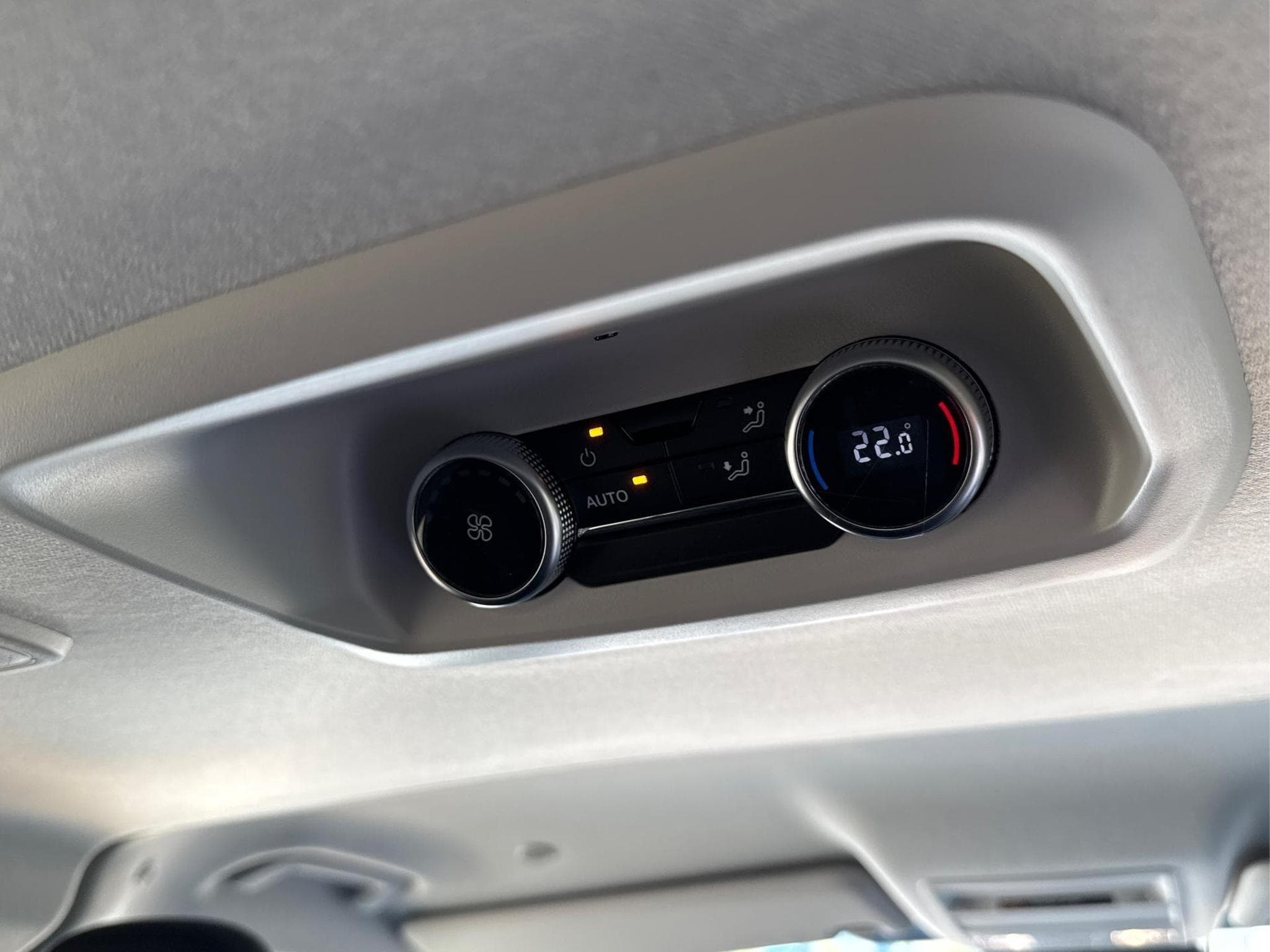 VW T7 Basis (2026) - Foto 17