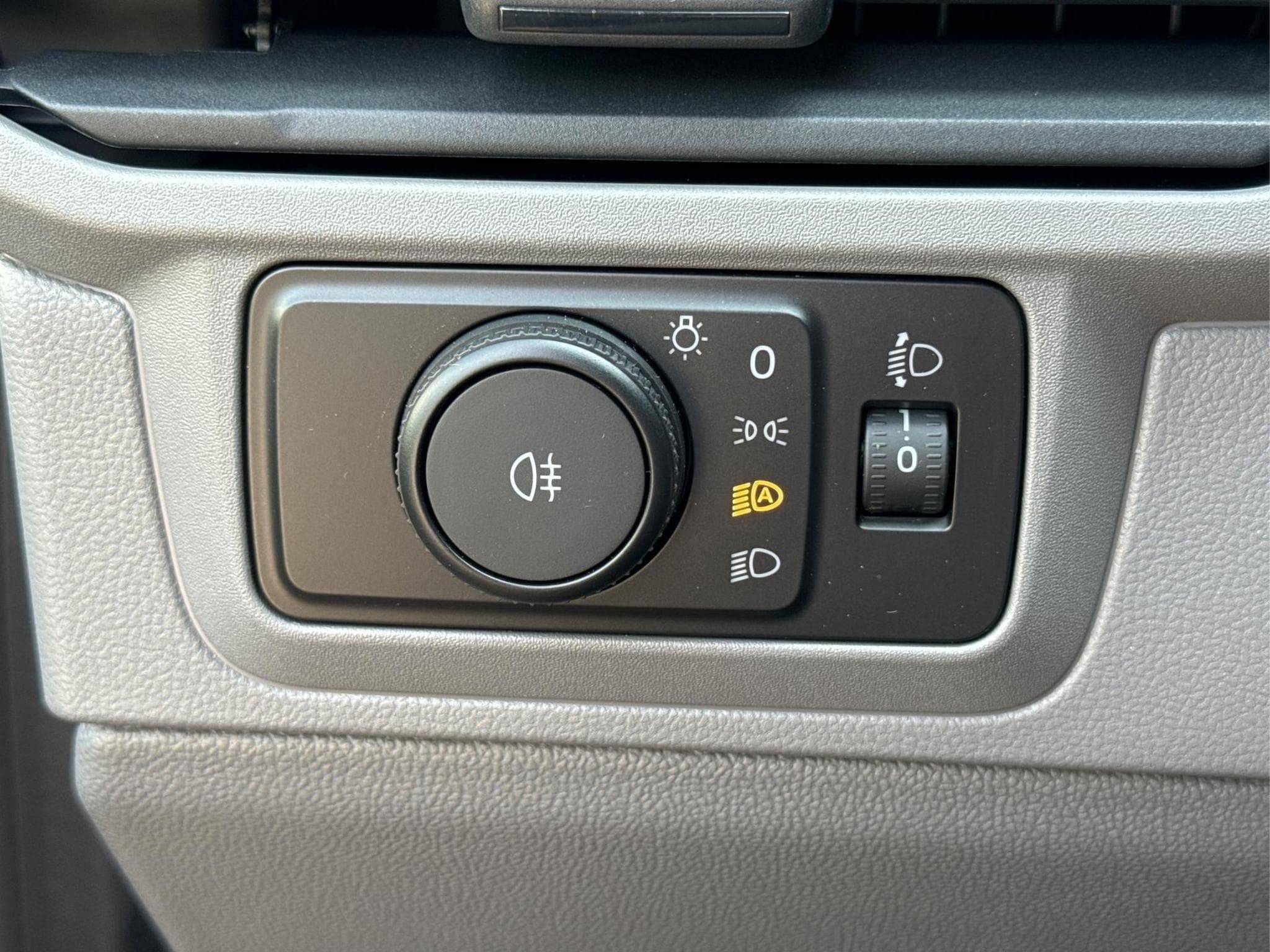 VW T7 Basis (2026) - Foto 19