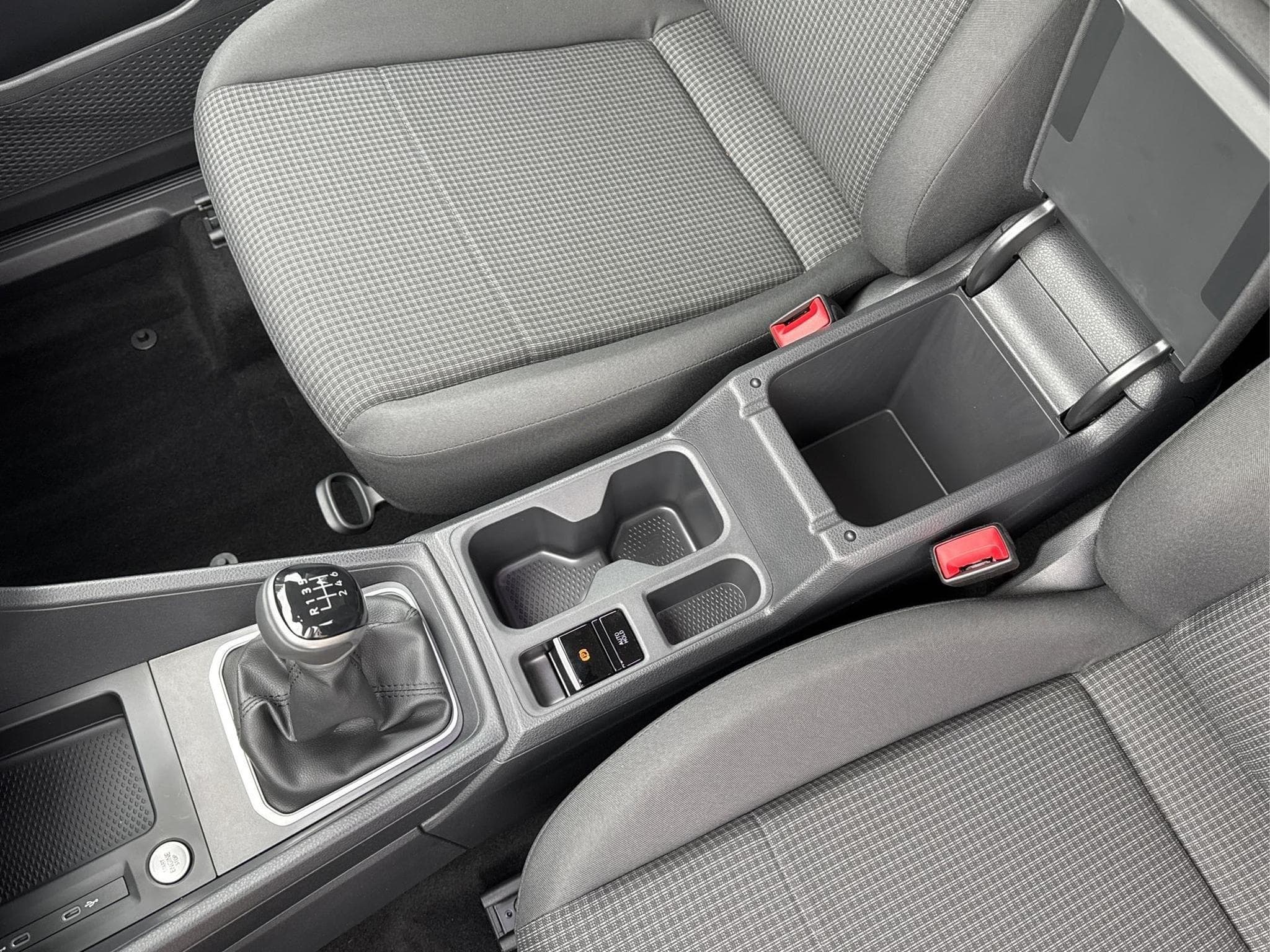 VW Caddy Caddy Maxi (2026) - Photo 13