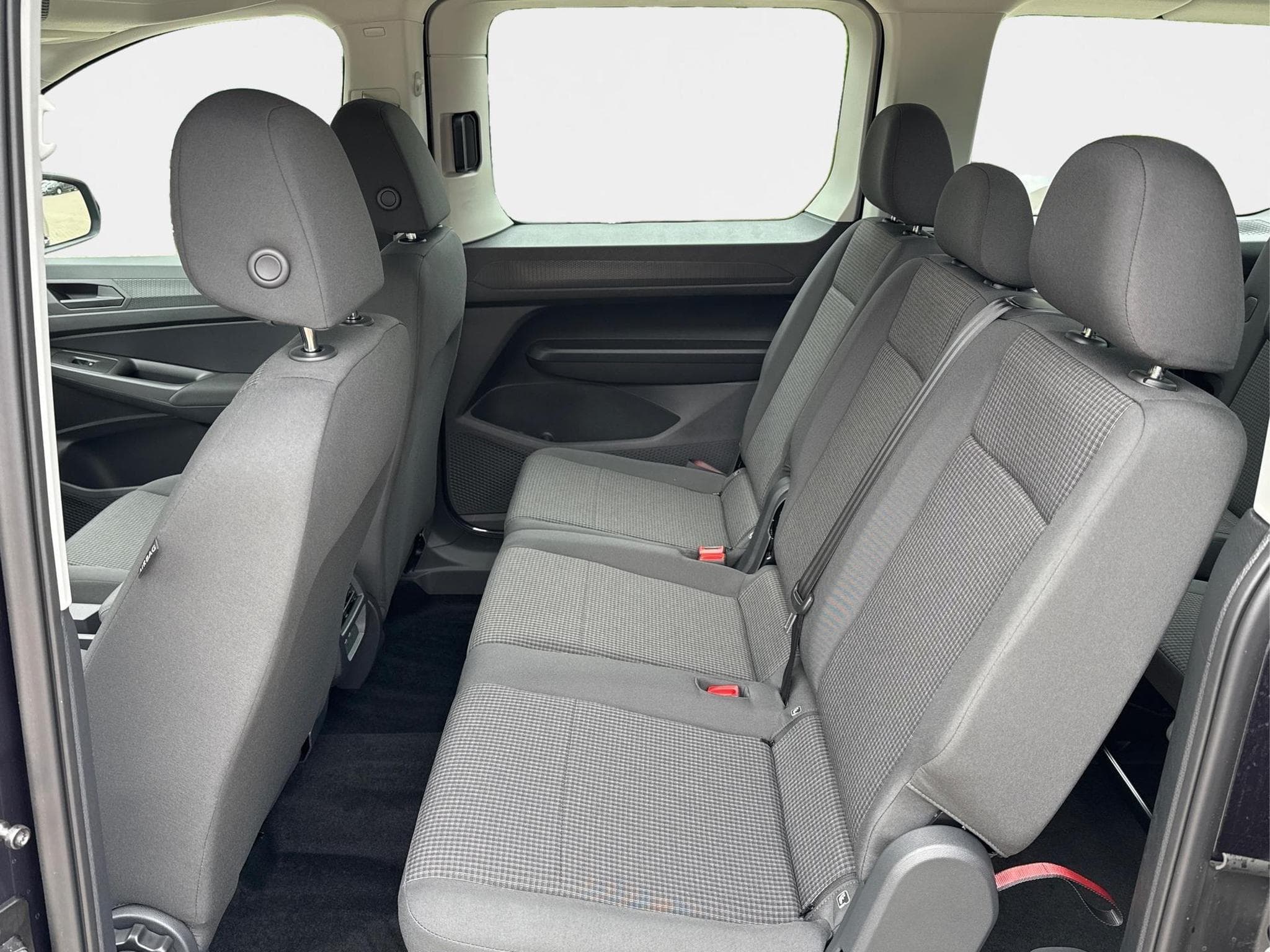VW Caddy Caddy Maxi (2026) - Photo 15