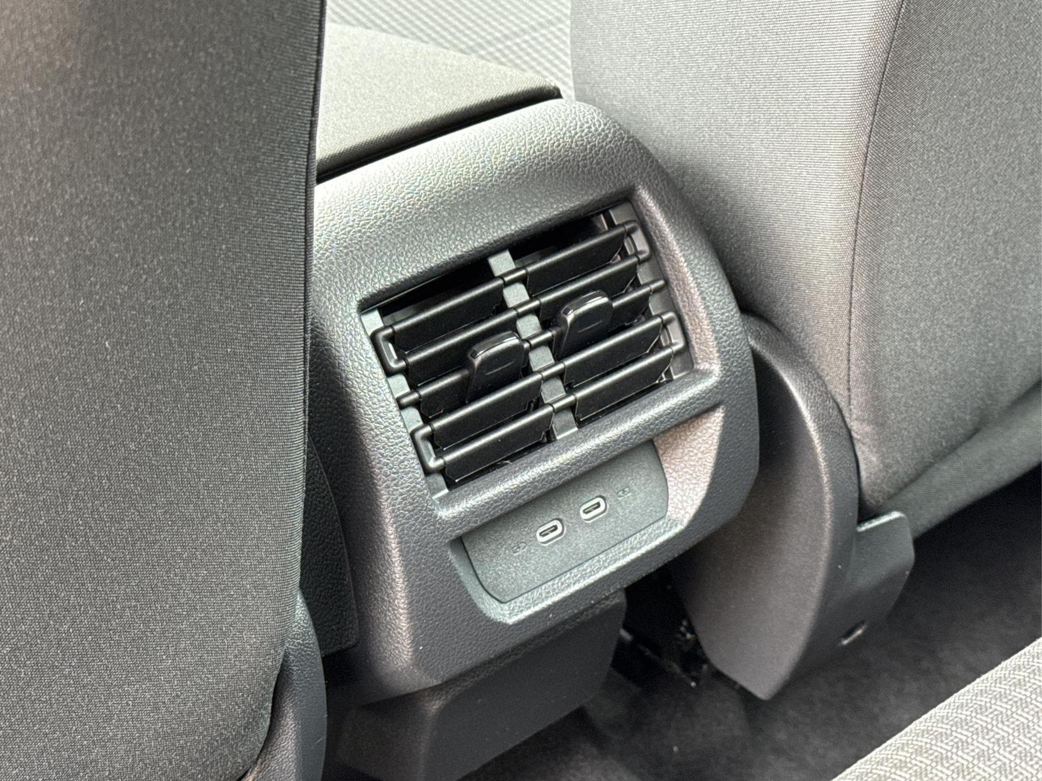 VW Caddy Caddy Maxi (2026) - Photo 17