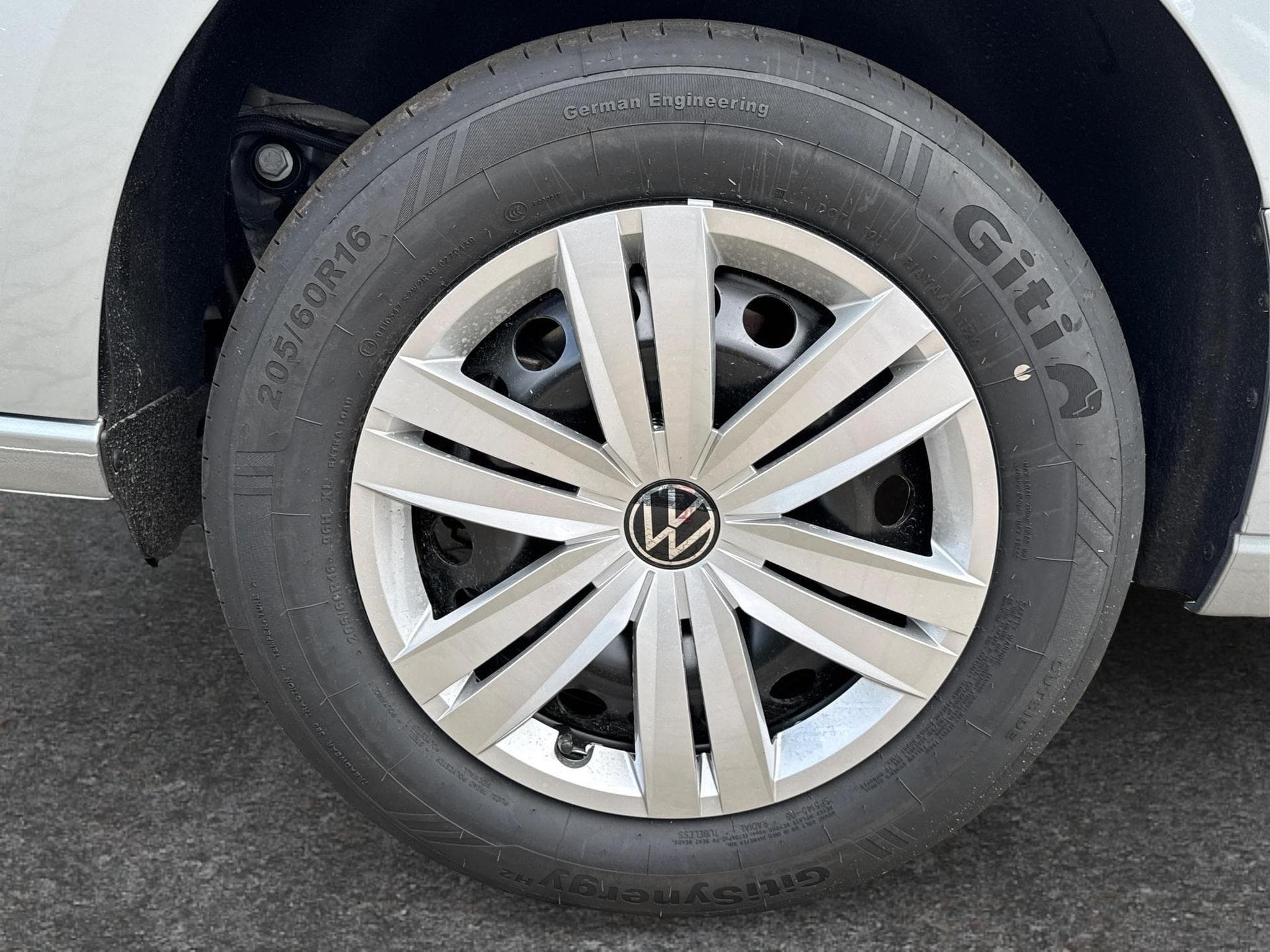 VW Caddy Caddy Maxi (2026) - Photo 10