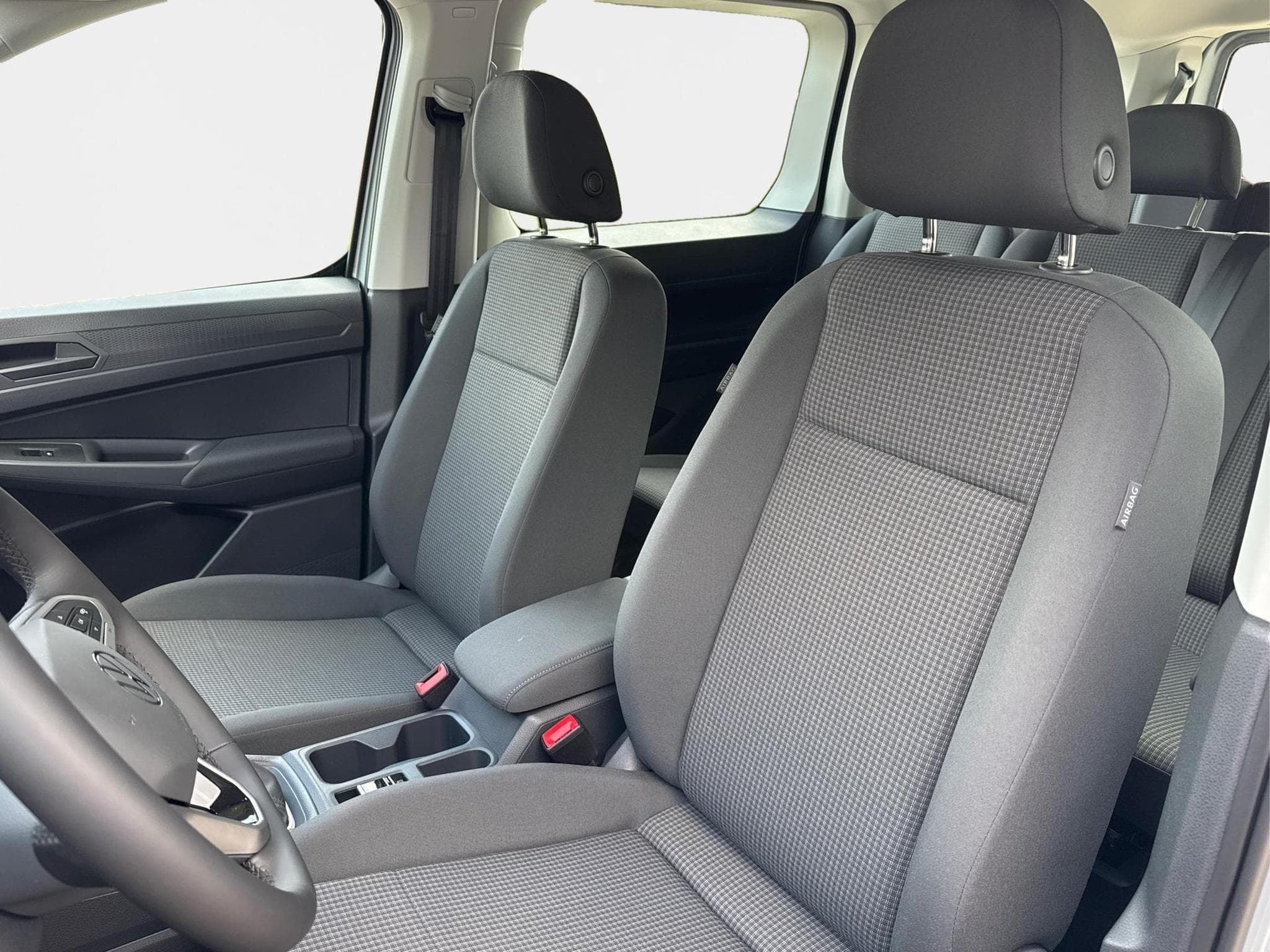 VW Caddy Caddy Maxi (2026) - Photo 12