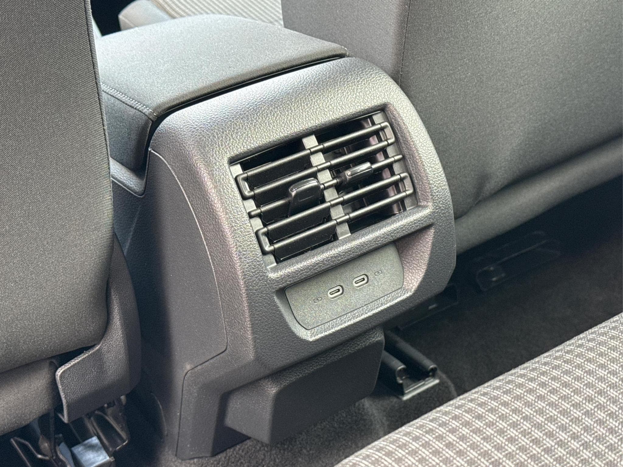 VW Caddy Caddy Maxi (2026) - Photo 14