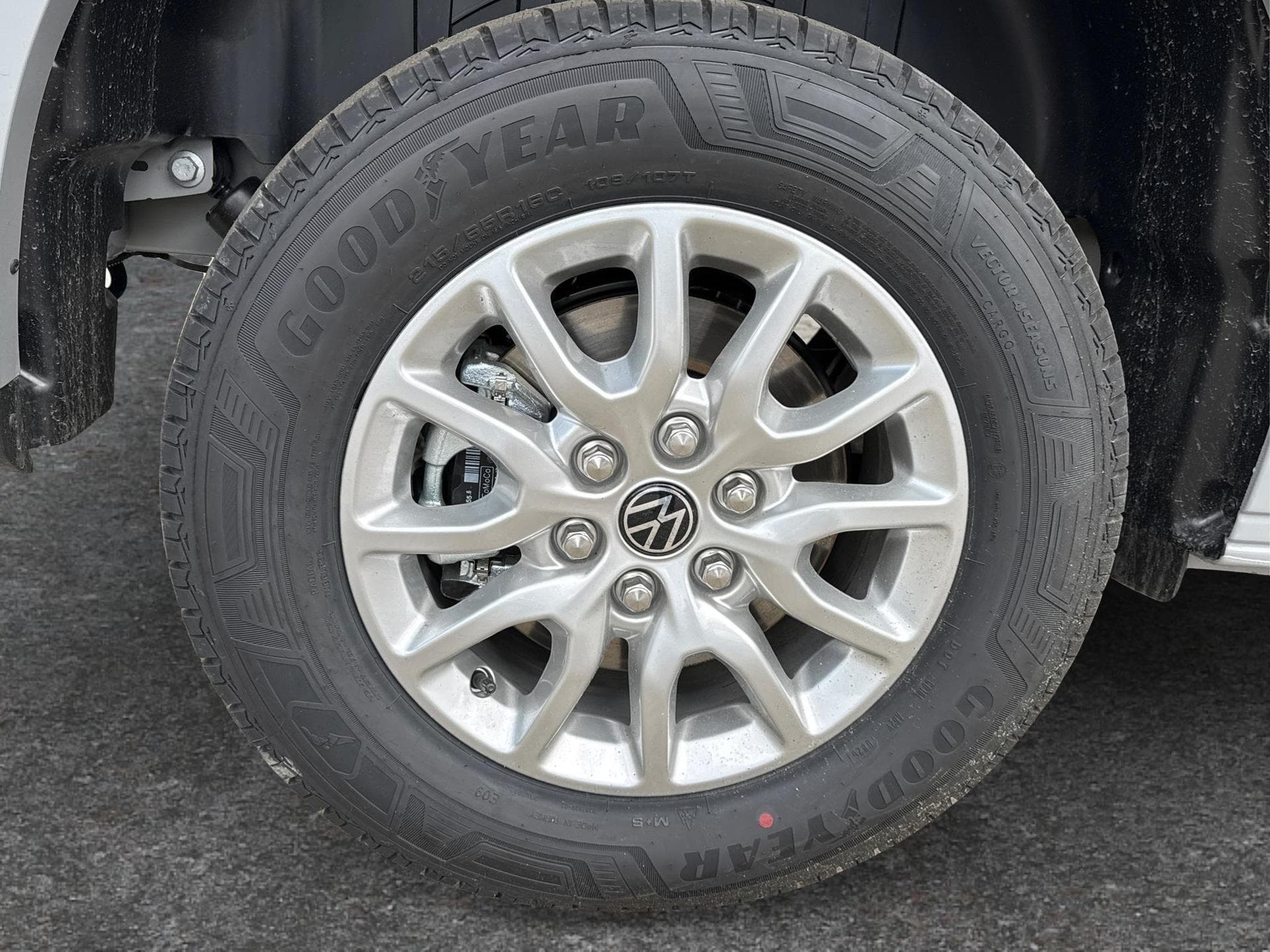 VW T7 Basis (2026) - Foto 11