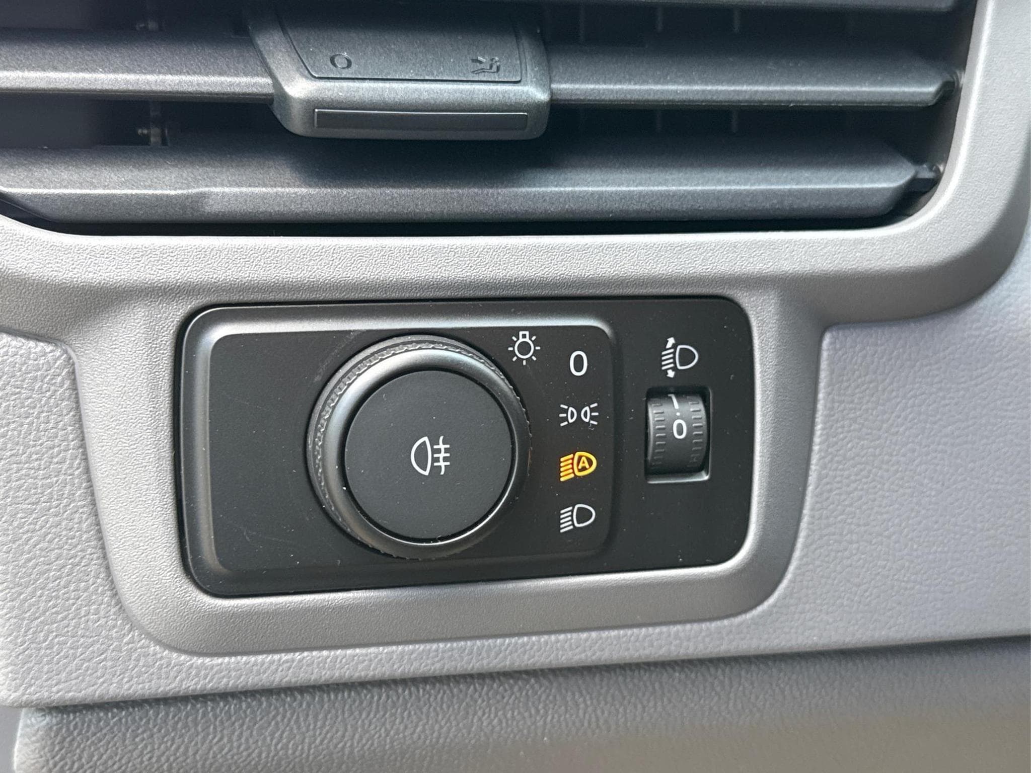 VW T7 Basis (2026) - Foto 21