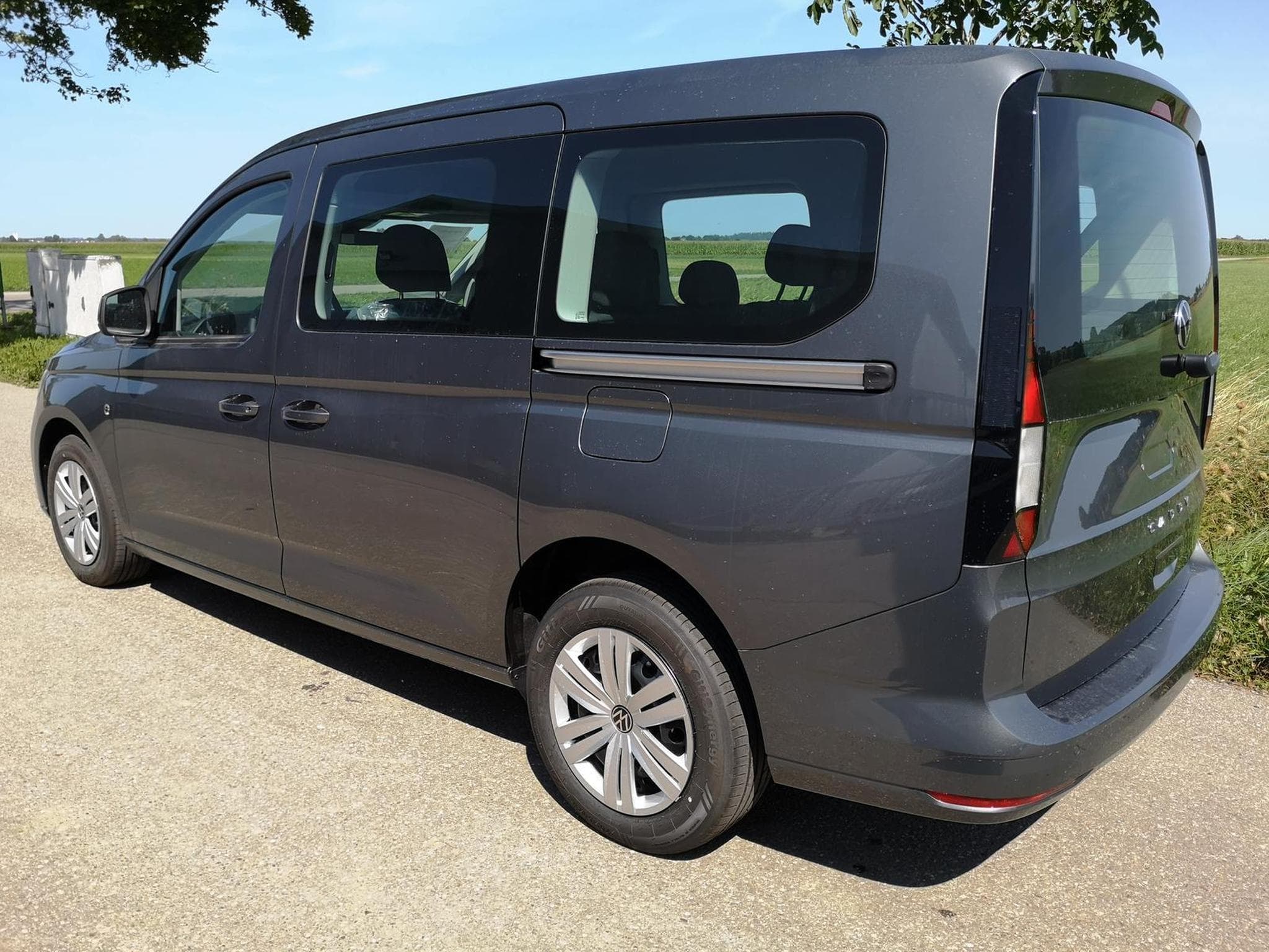 VW Caddy Basis Maxi (2025) - Foto 2