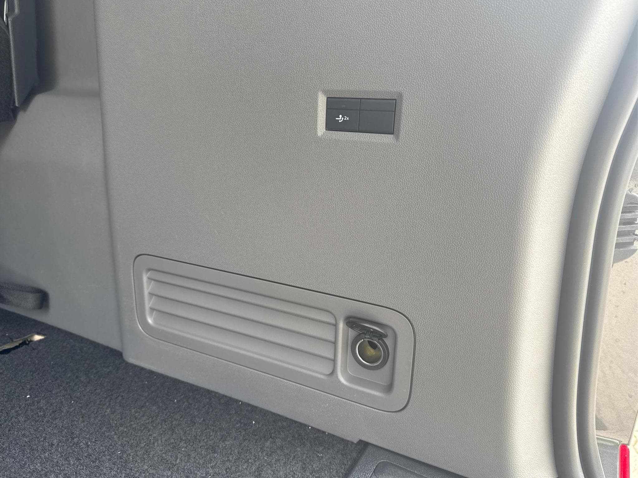 VW T7 Basis (2026) - Foto 13