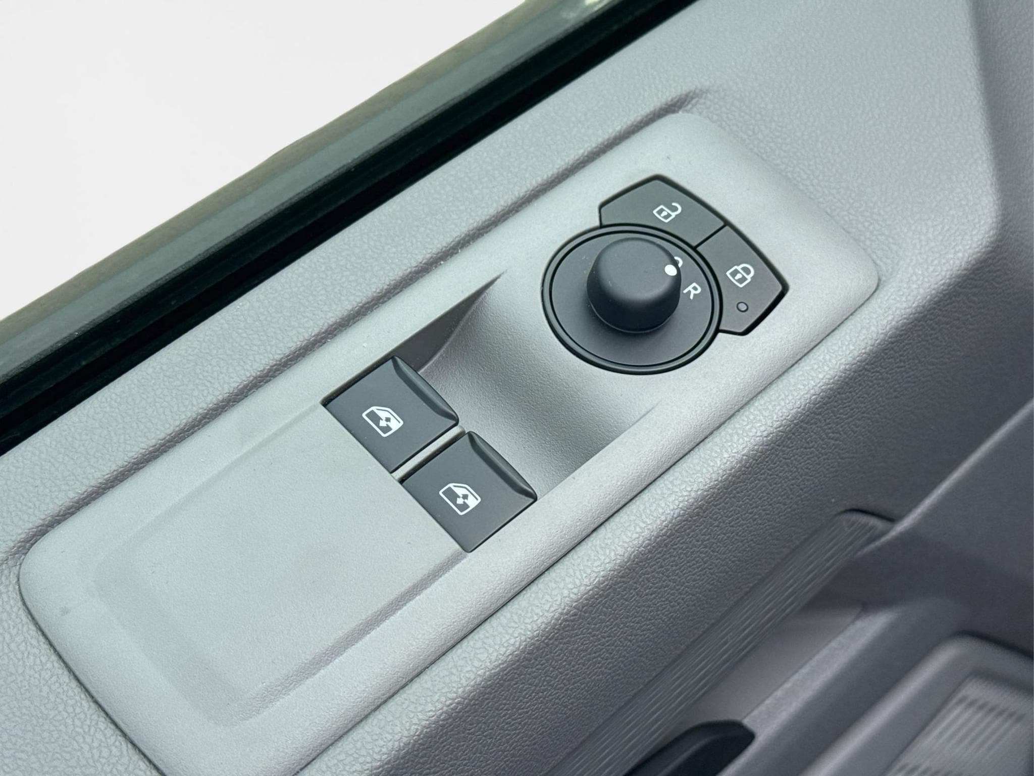 VW T7 Basis (2026) - Foto 15
