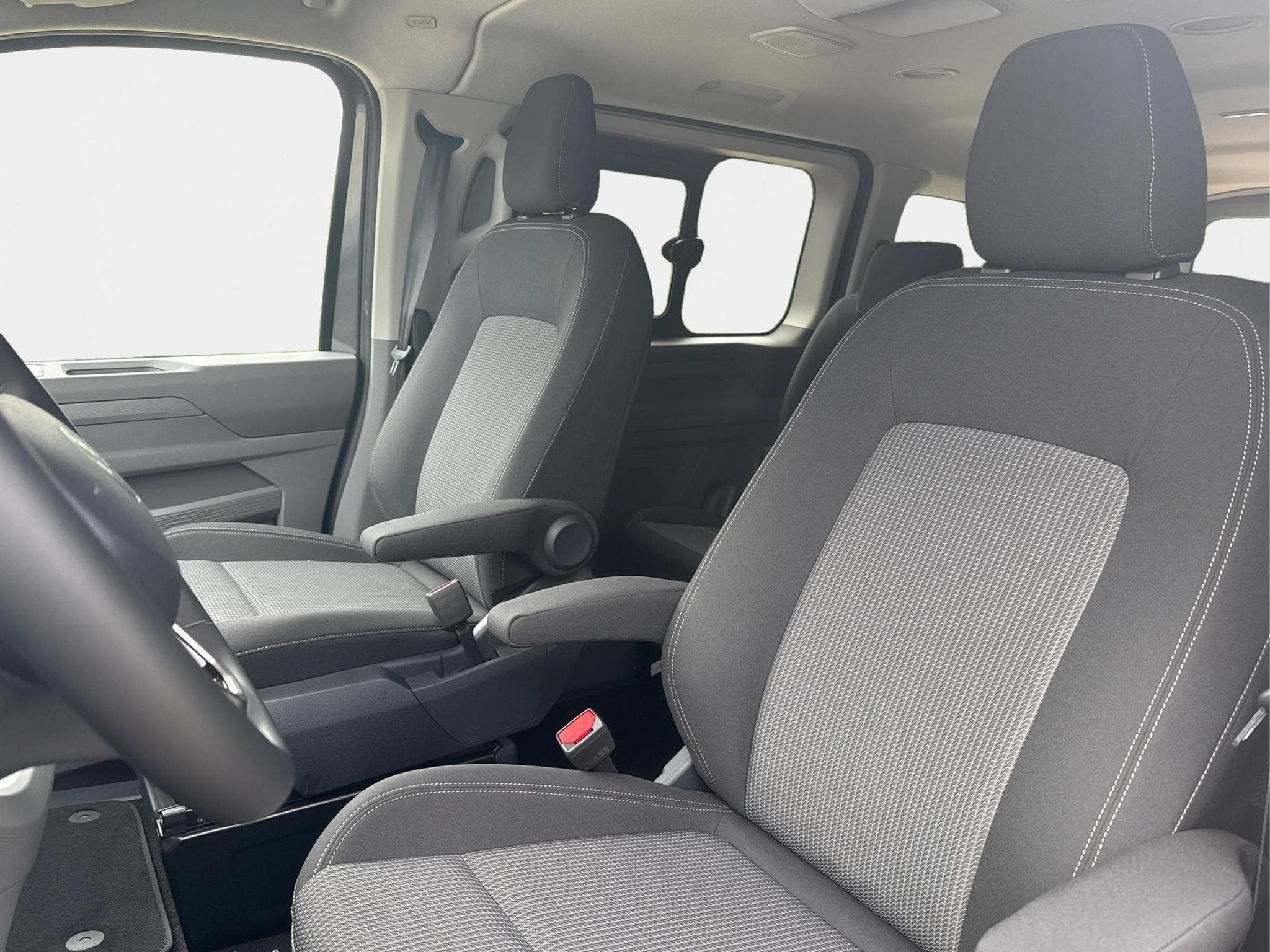 VW T7 Basis (2026) - Foto 17