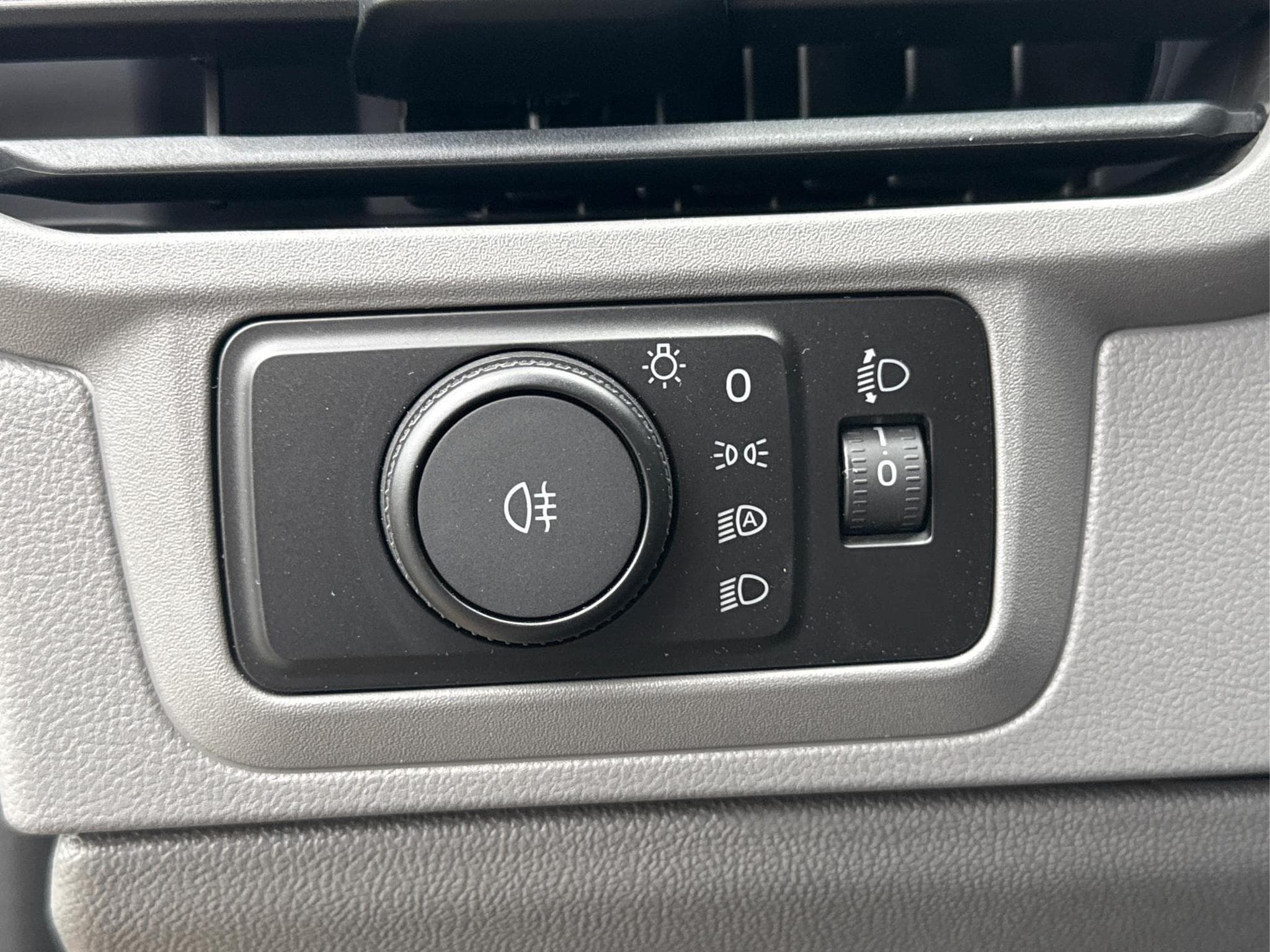 VW T7 Basis (2026) - Foto 17
