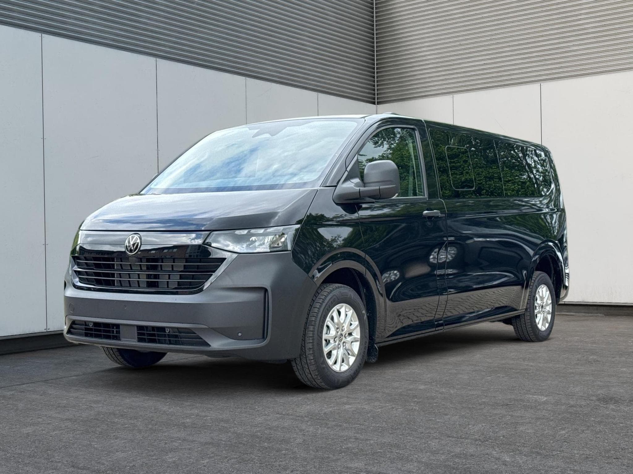 VW T7 Basis (2026) - Foto 1
