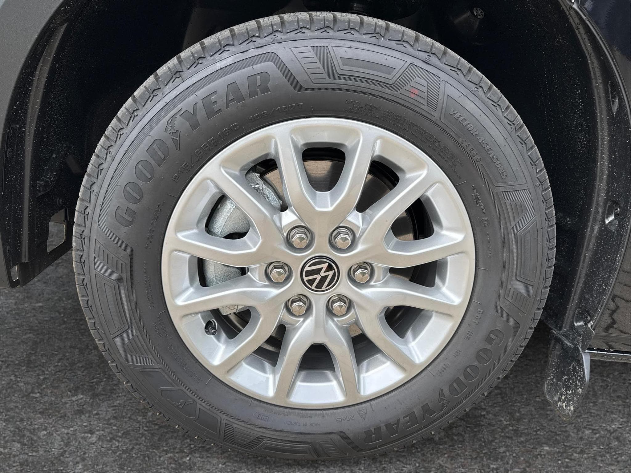 VW T7 Basis (2026) - Foto 12