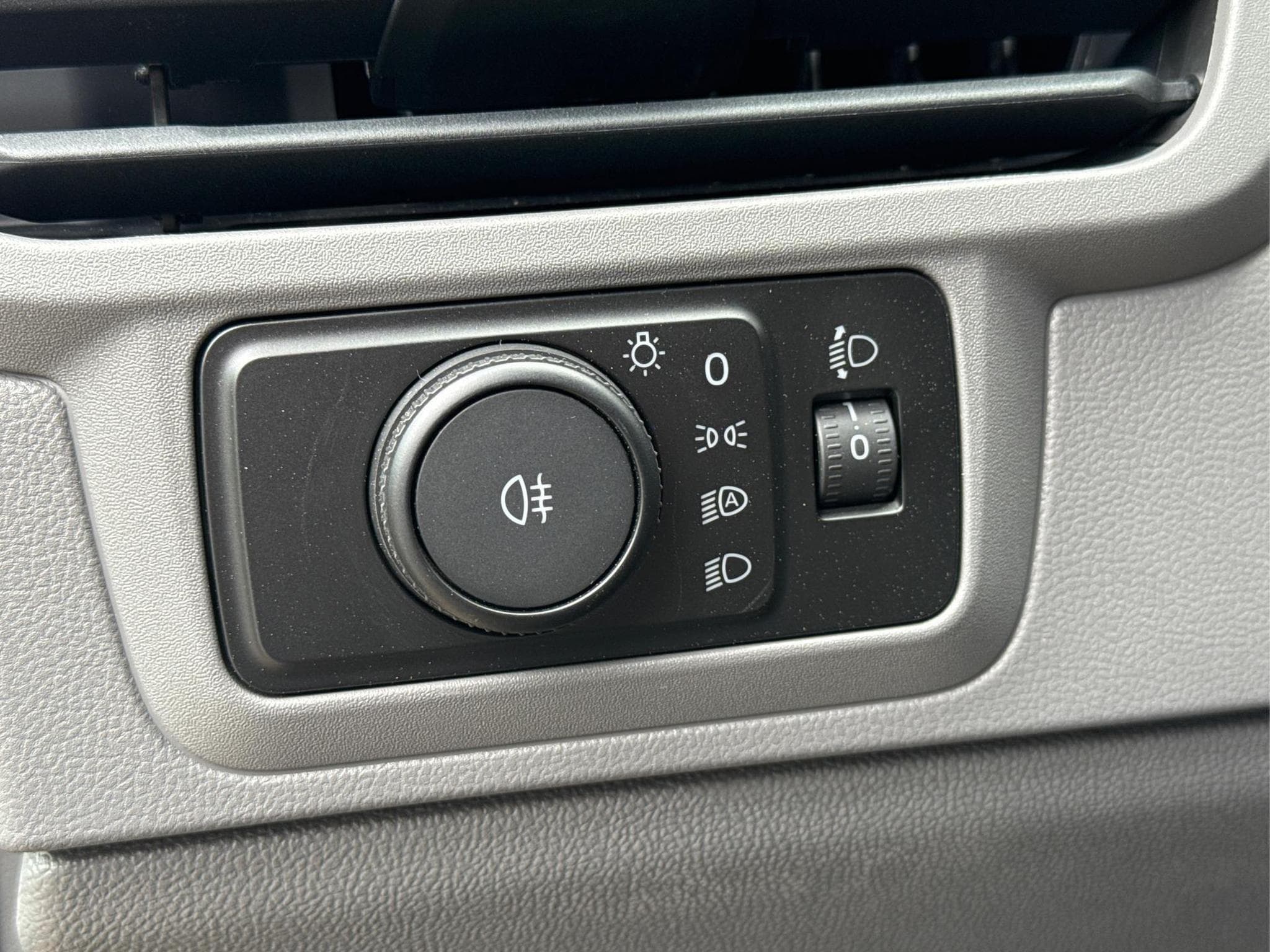 VW T7 Basis (2026) - Foto 16