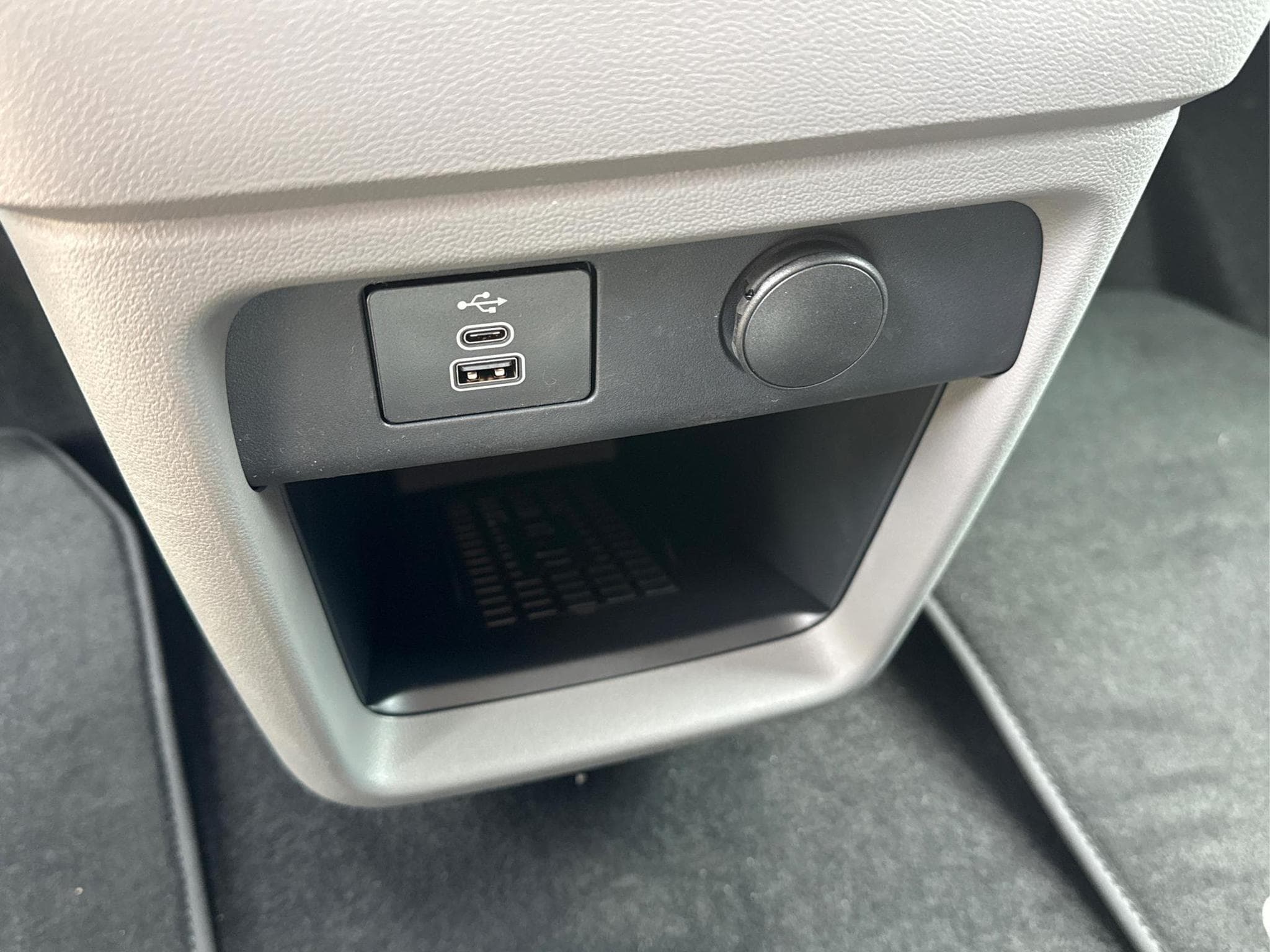 VW T7 Basis (2026) - Foto 22