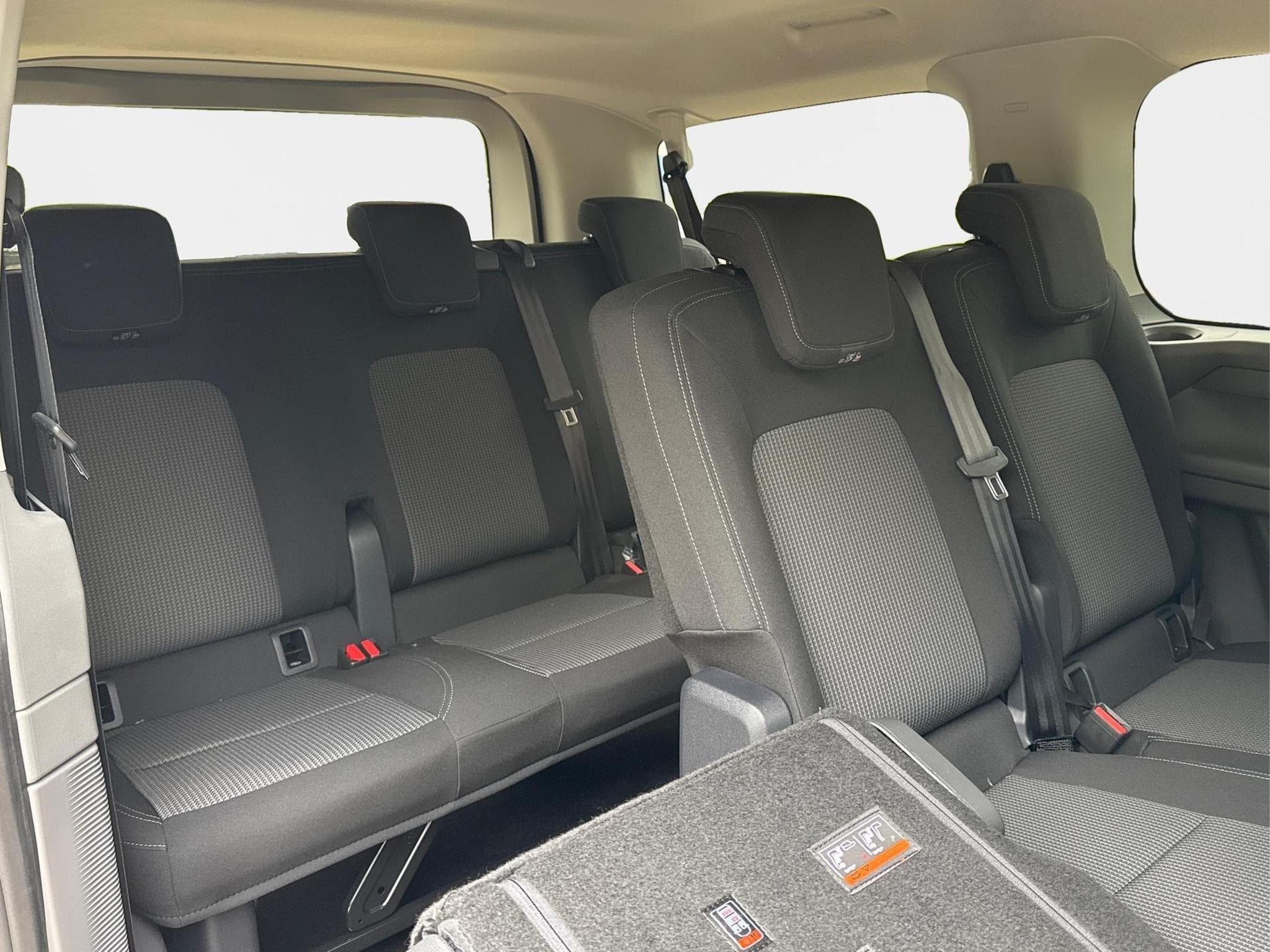 VW T7 Basis (2026) - Foto 20